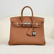 Hermès Gold Birkin 25 Togo Palladium Hardware