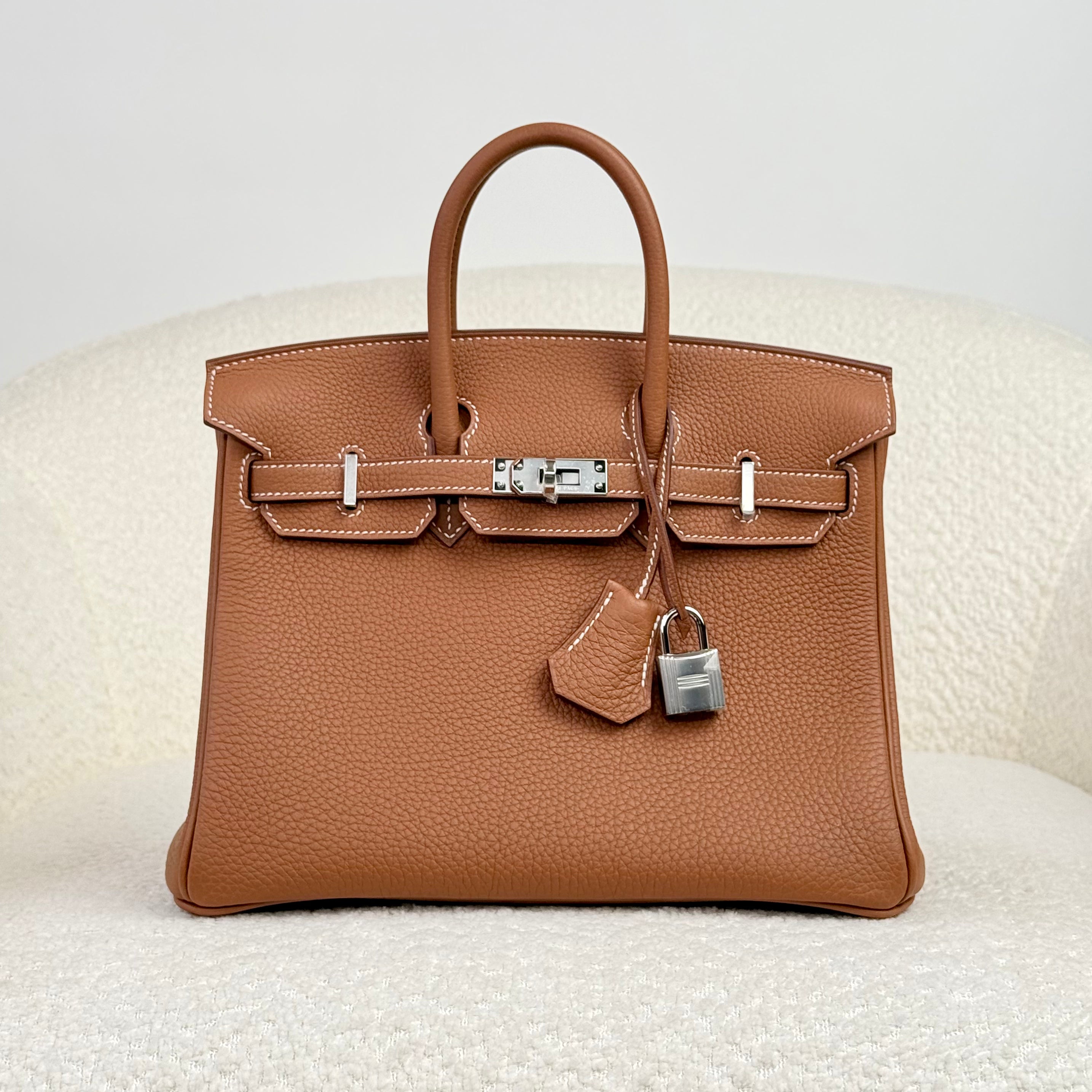 hermes-gold-birkin-25-togo-palladium-hardware-hermes-1246315619.heic