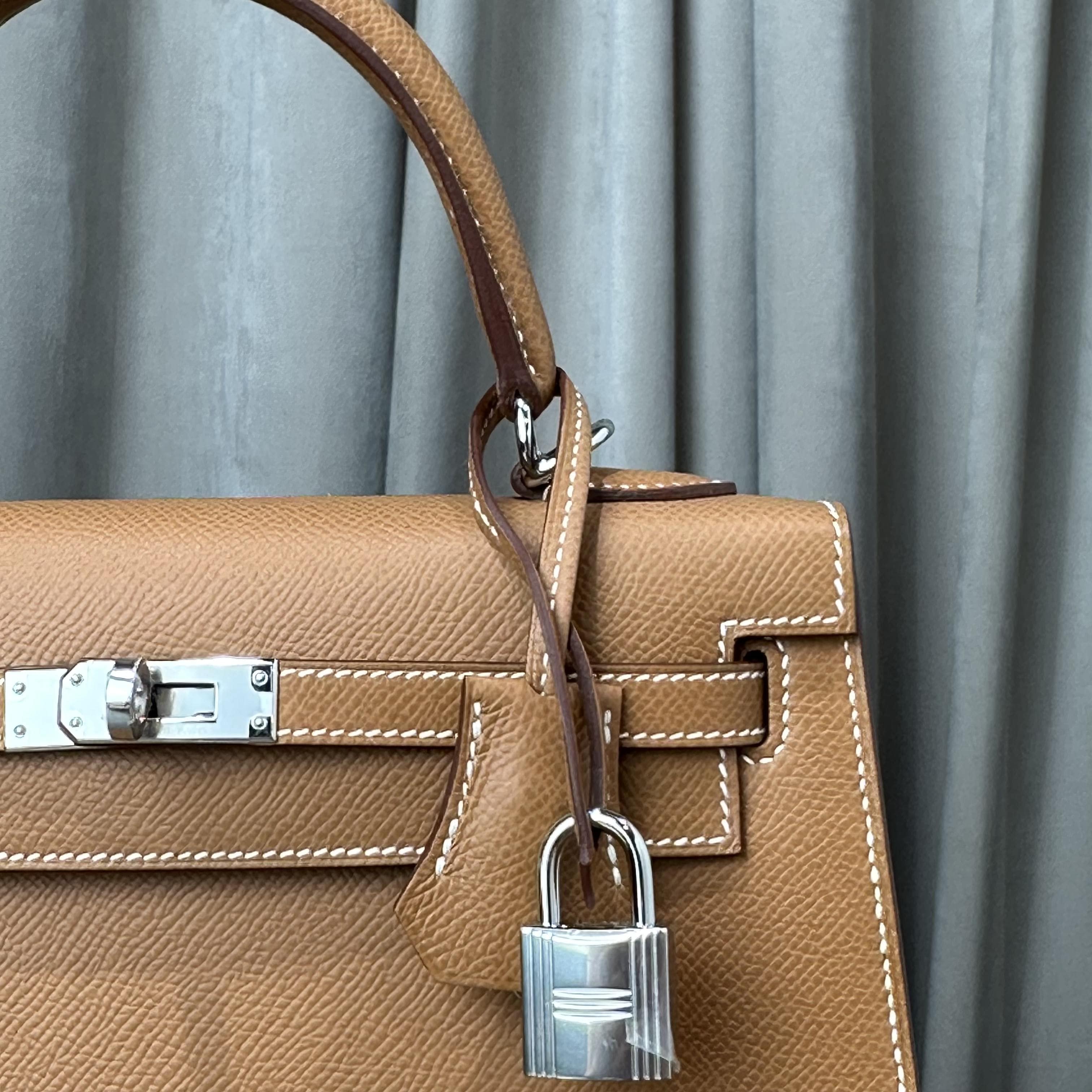 Hermès Gold Kelly 25 Sellier Epsom Palladium Hardware