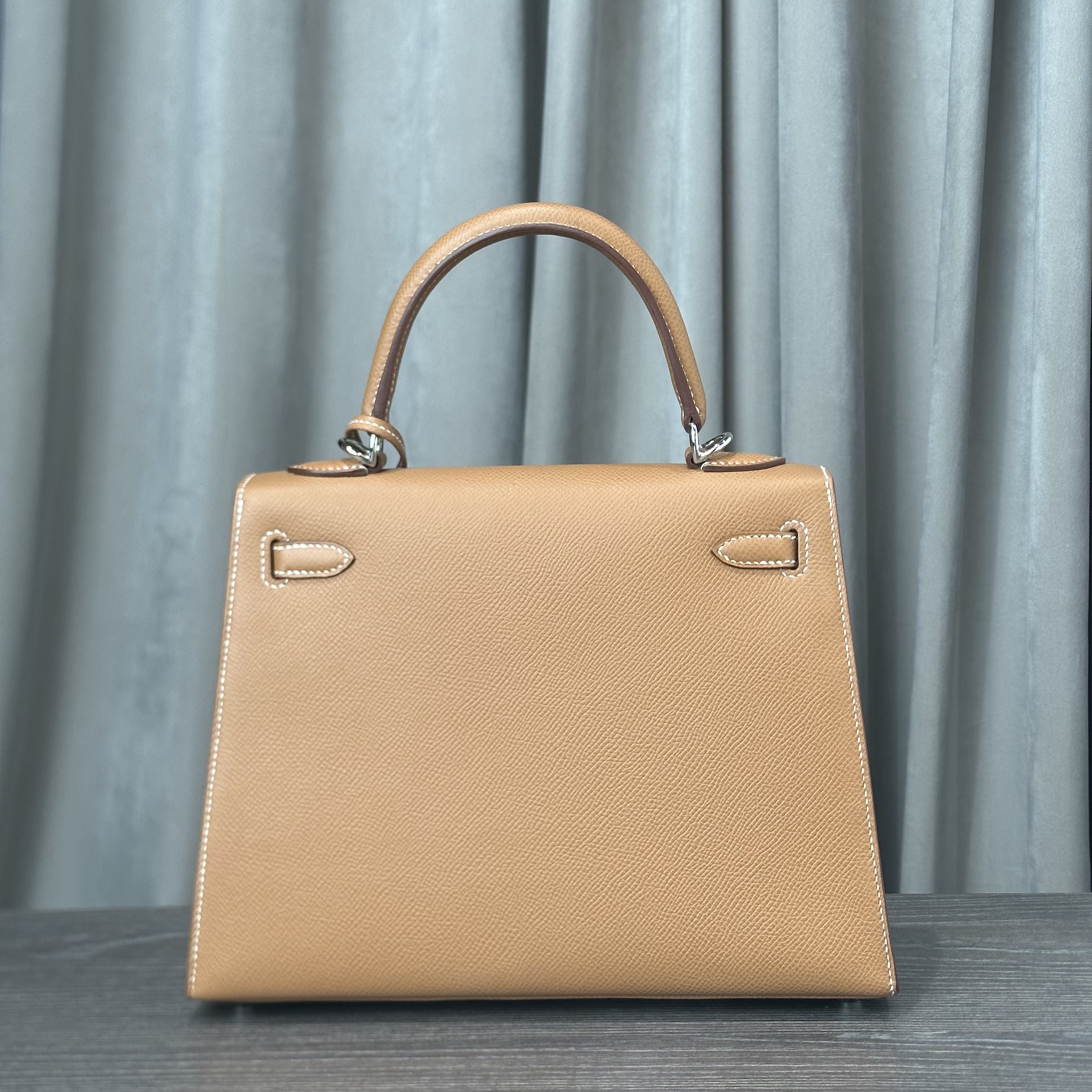Hermès Gold Kelly 25 Sellier Epsom Palladium Hardware