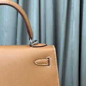 Hermès Gold Kelly 25 Sellier Epsom Palladium Hardware