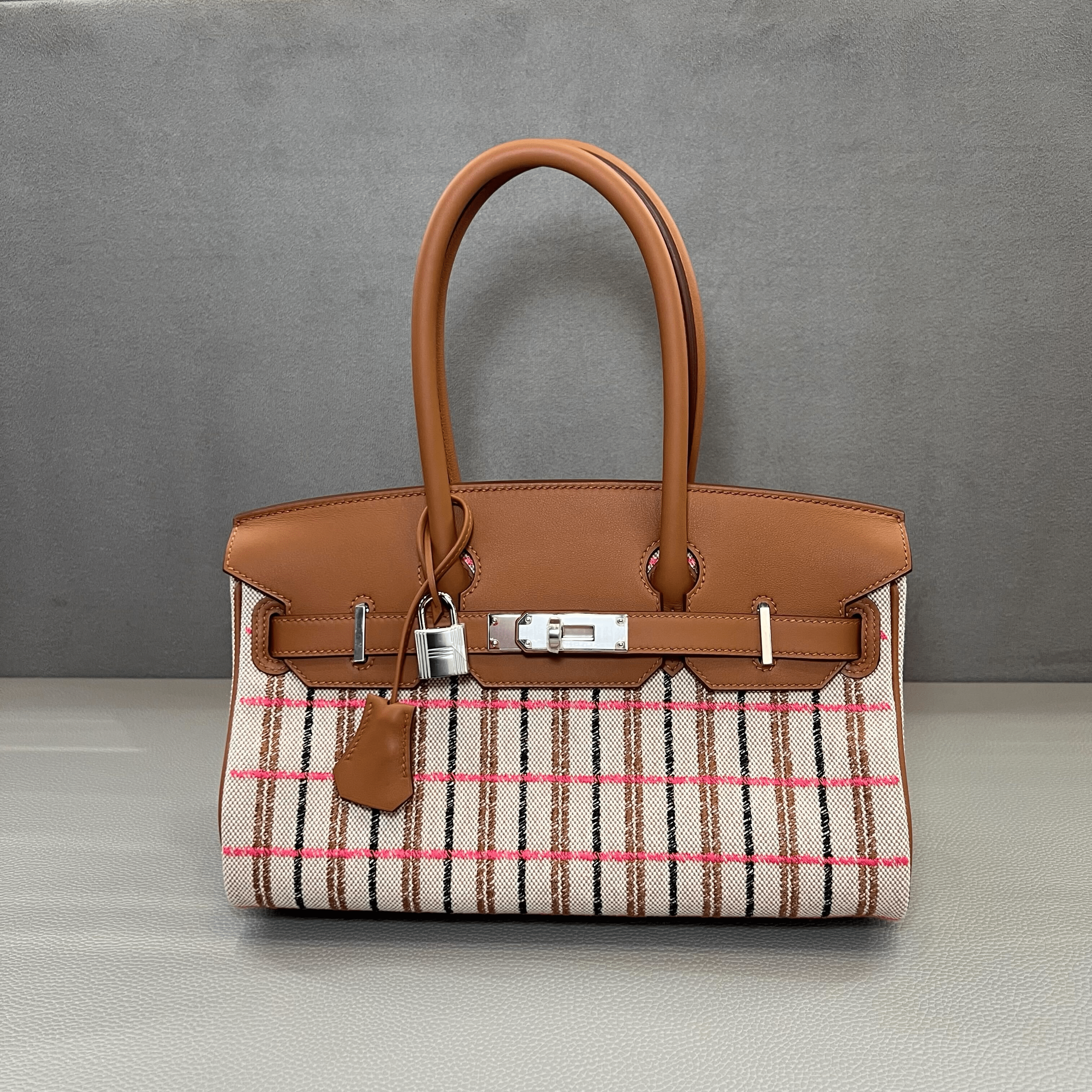 hermes-gold-shoulder-birkin-29-gold-swift-and-embroidered-canvas-ecru-beige-rose-pop-noir-and-fauve-palladium-hardware-hermes-1186262297.png