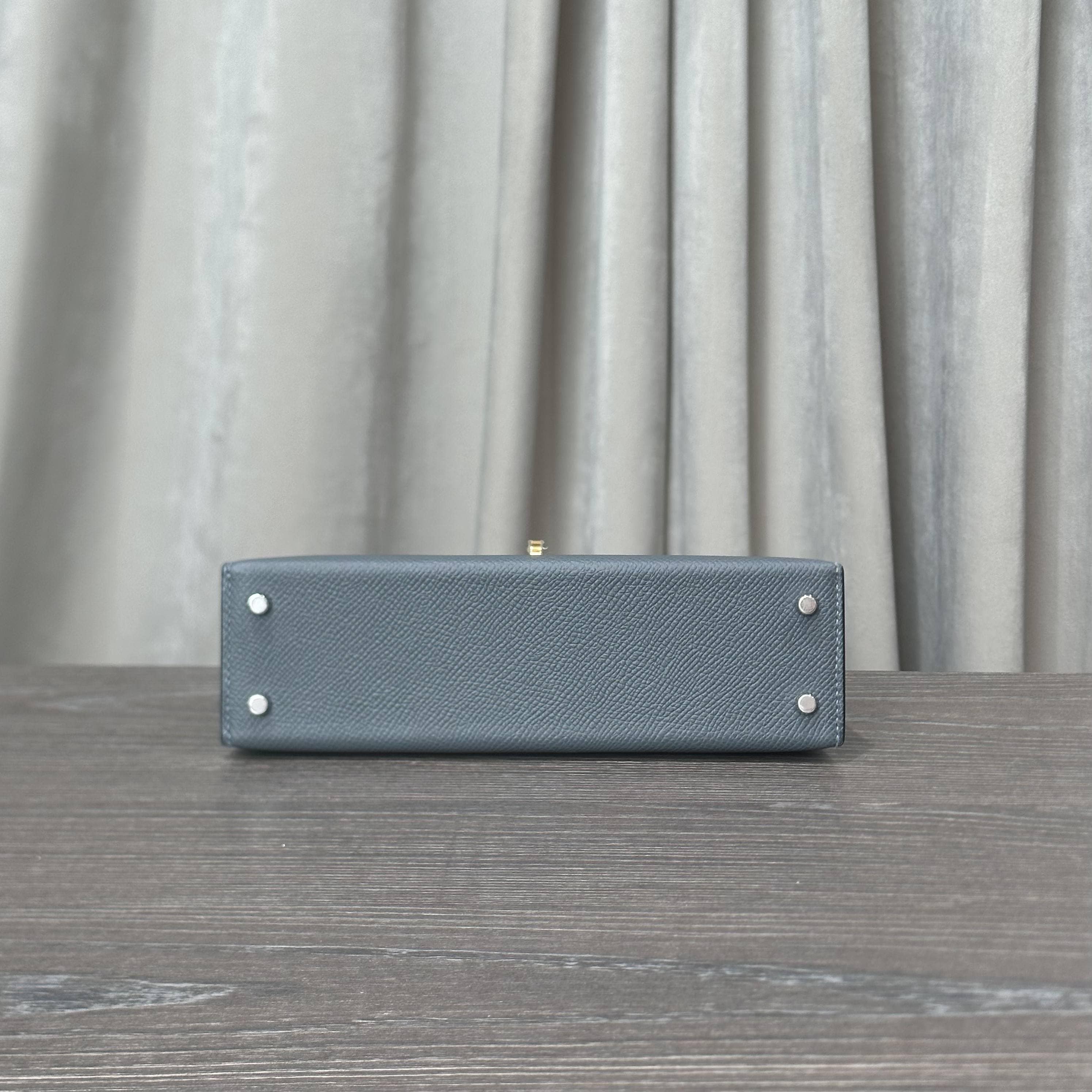 Hermès Gris Misty Mini Kelly 20 Sellier Epsom Electrum Hardware