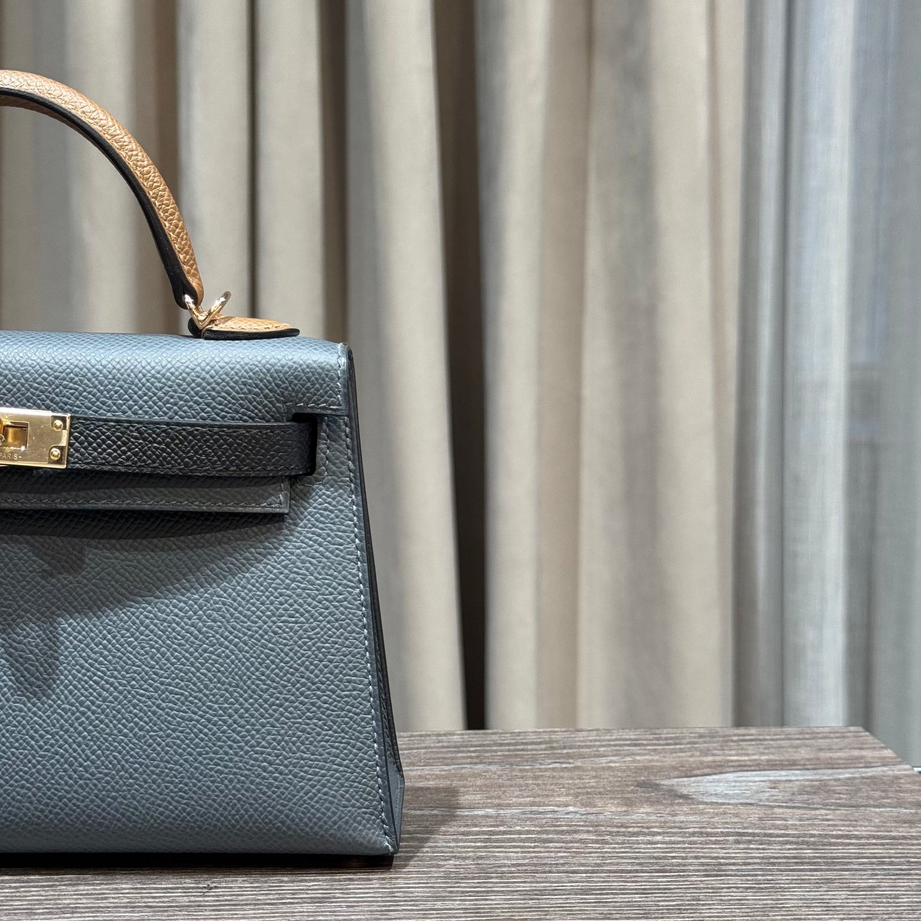 Hermès Gris Misty Noir Alezan Mini Kelly 20 Sellier Tricolore Epsom Permabrass Hardware