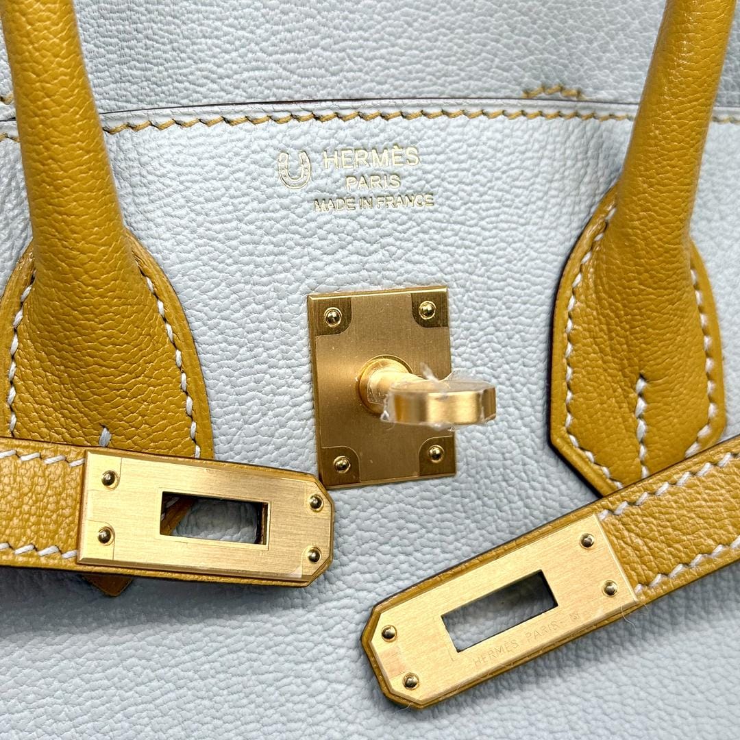 Hermès Gris Perle and Jaune Amber Birkin 25 Chèvre Mysore Brushed Gold Hardware HSS