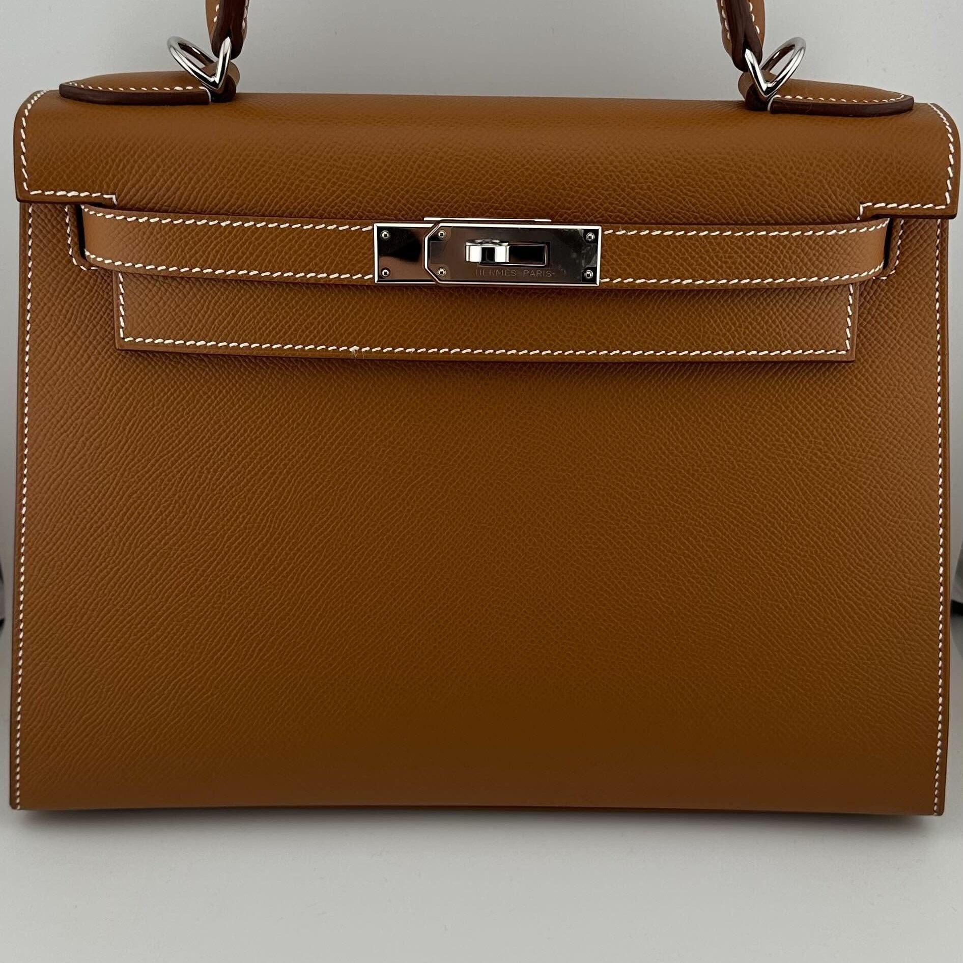 hermes-kelly-ii-28-sellier-epsom-gold-palladium-hardware-hermes-1146591279.jpg