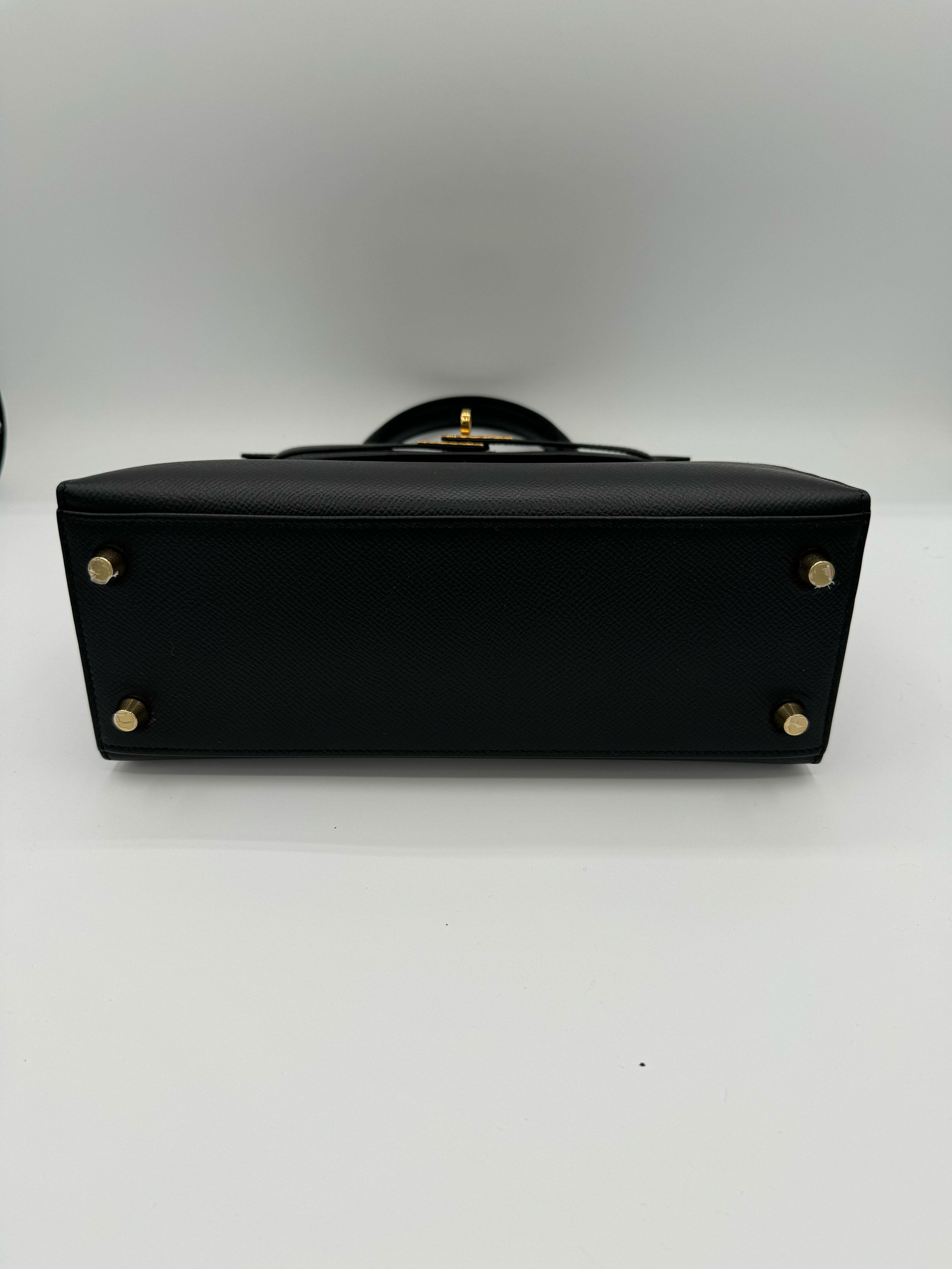 Hermès Kelly Sellier 25 Noir Epsom Leather Gold Hardware