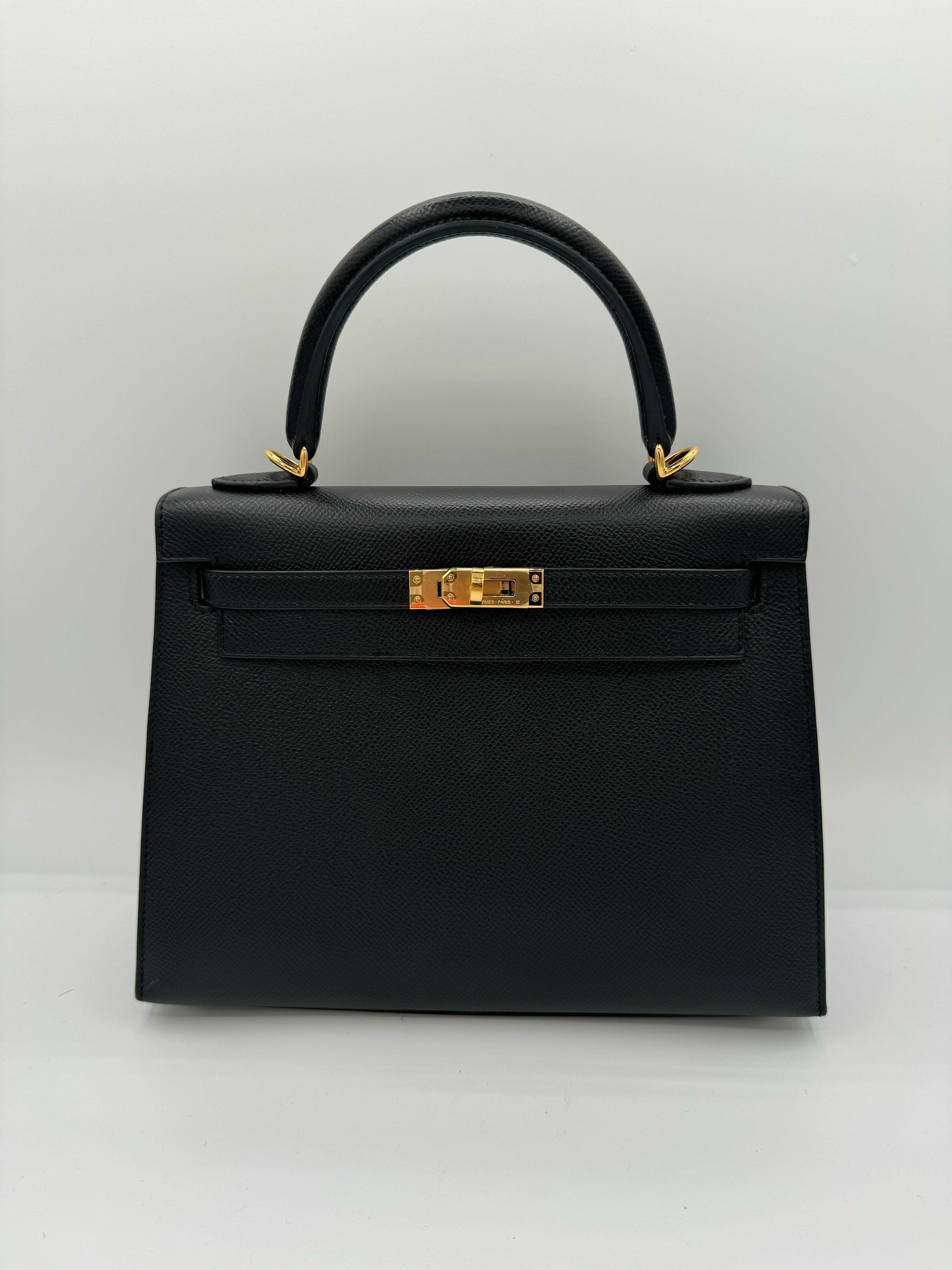 Hermès Kelly Sellier 25 Noir Epsom Leather Gold Hardware