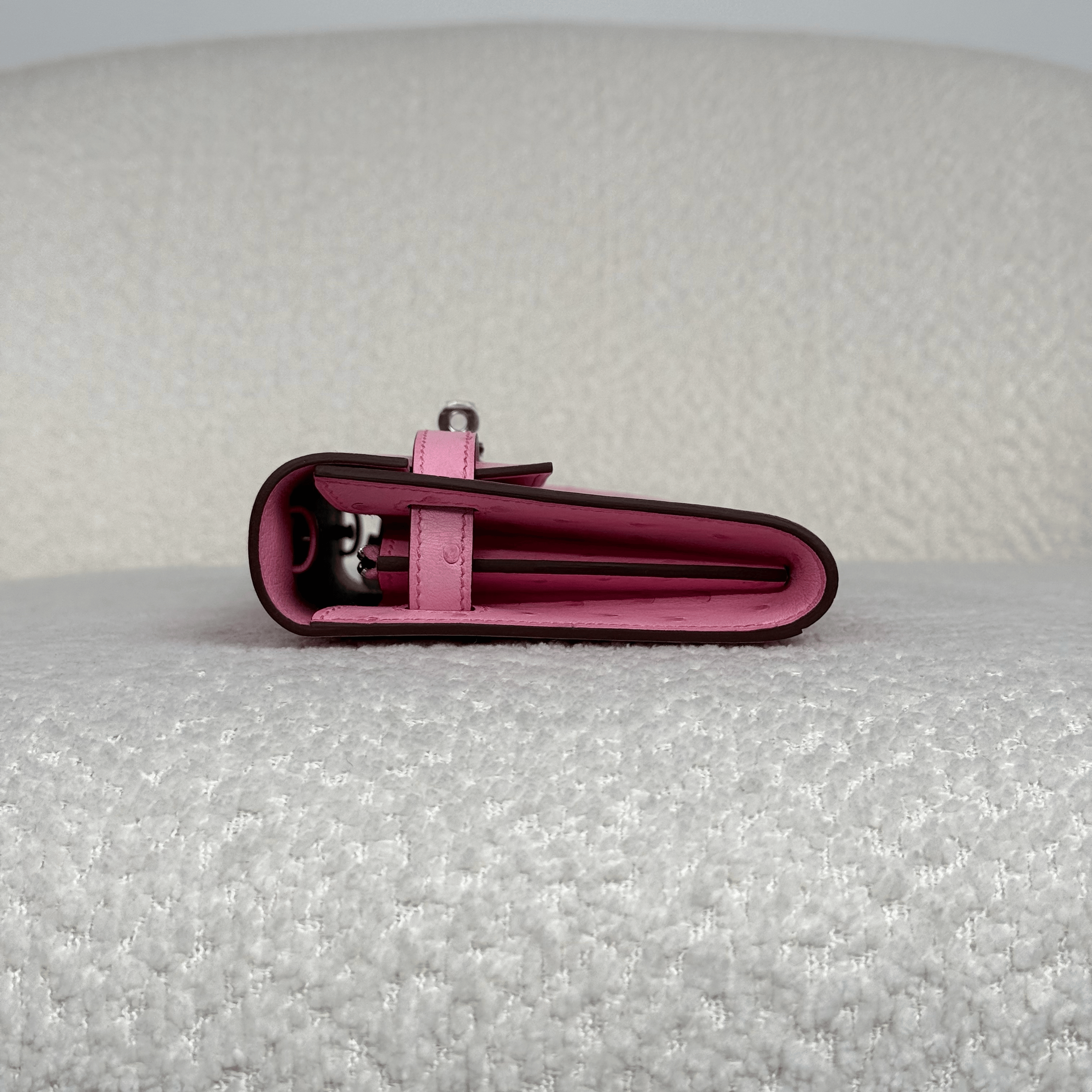 Hermès L4 Rose Bubblegum Kelly To Go Wallet Ostrich Palladium Hardware