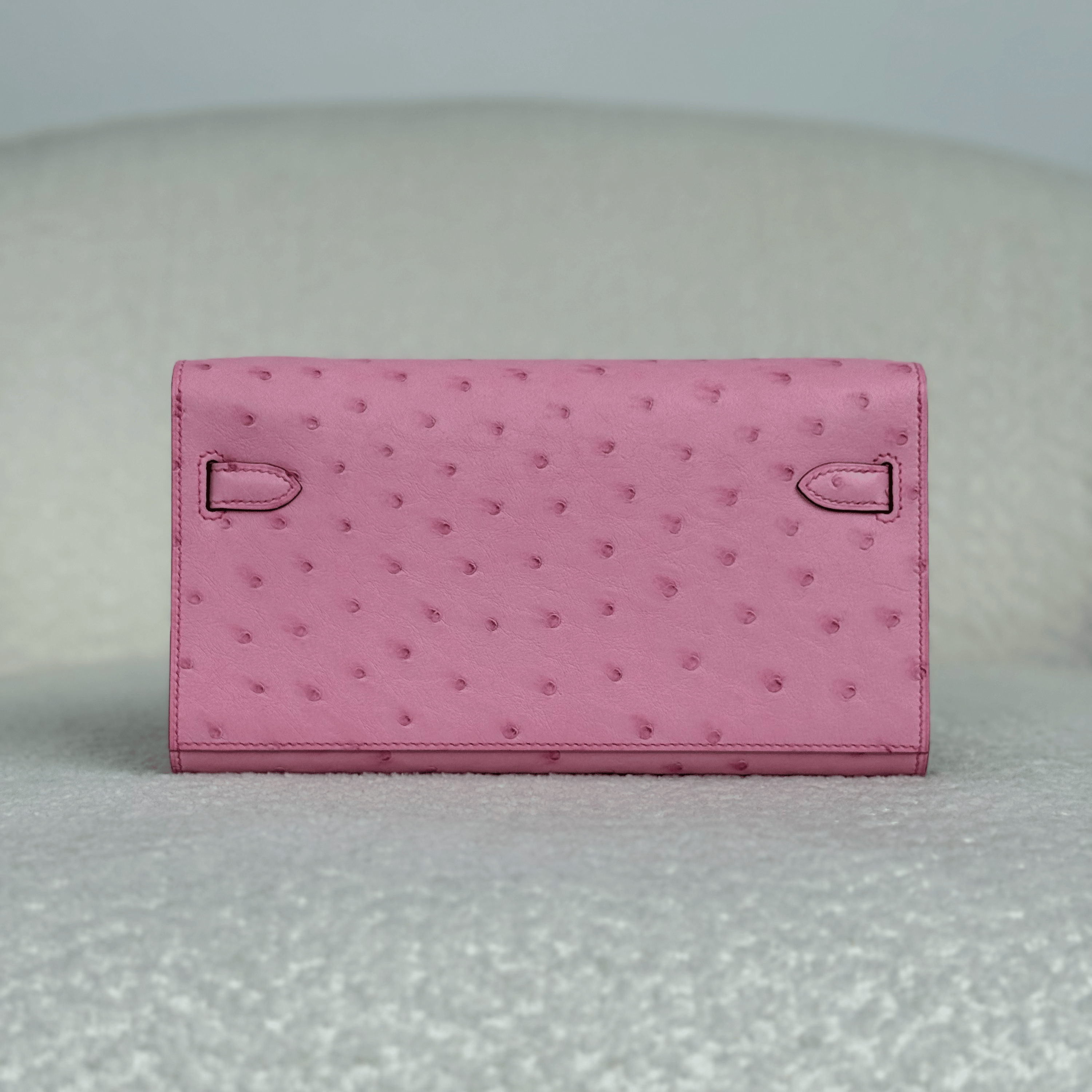 Hermès L4 Rose Bubblegum Kelly To Go Wallet Ostrich Palladium Hardware