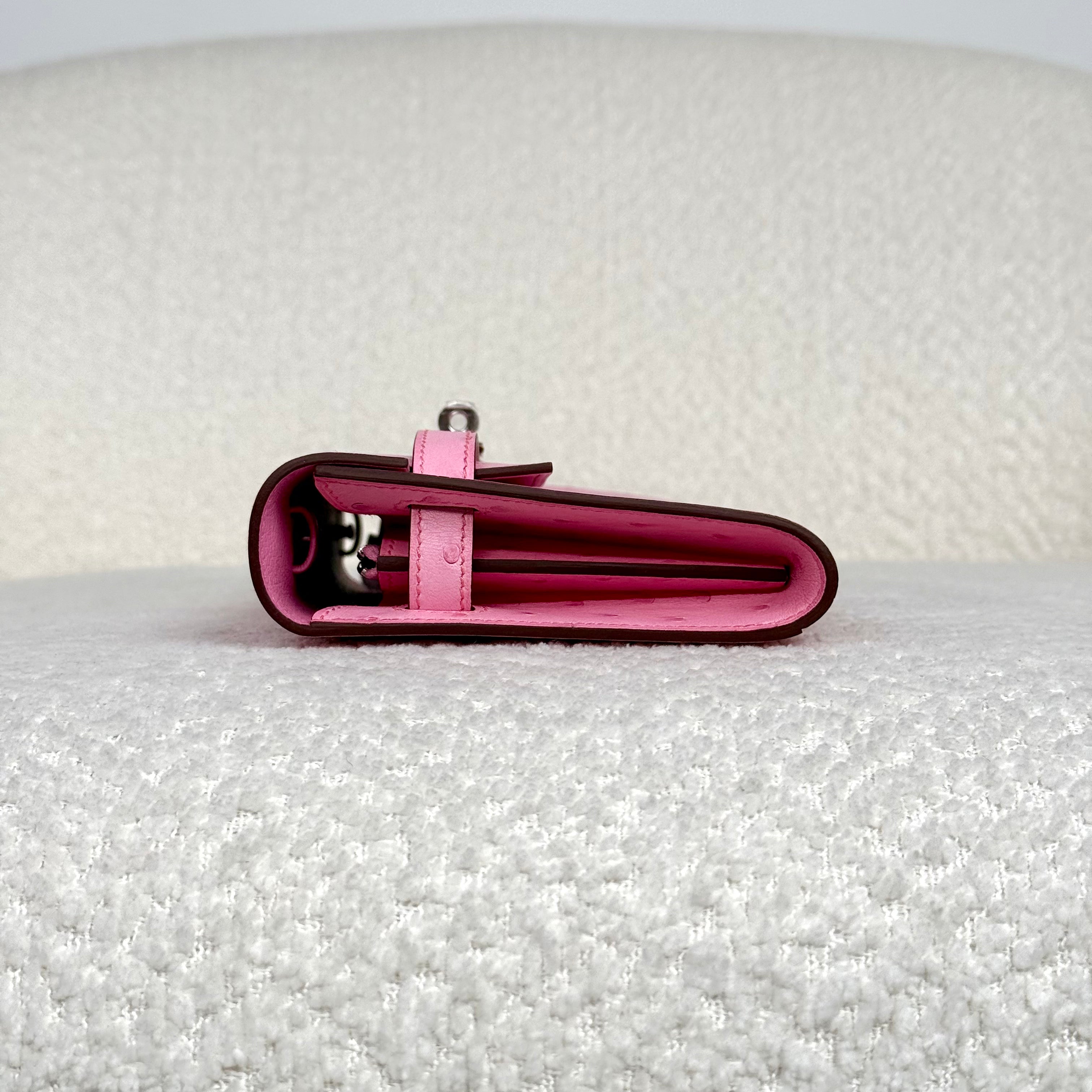 Hermès L4 Rose Bubblegum Kelly To Go Wallet Ostrich Palladium Hardware