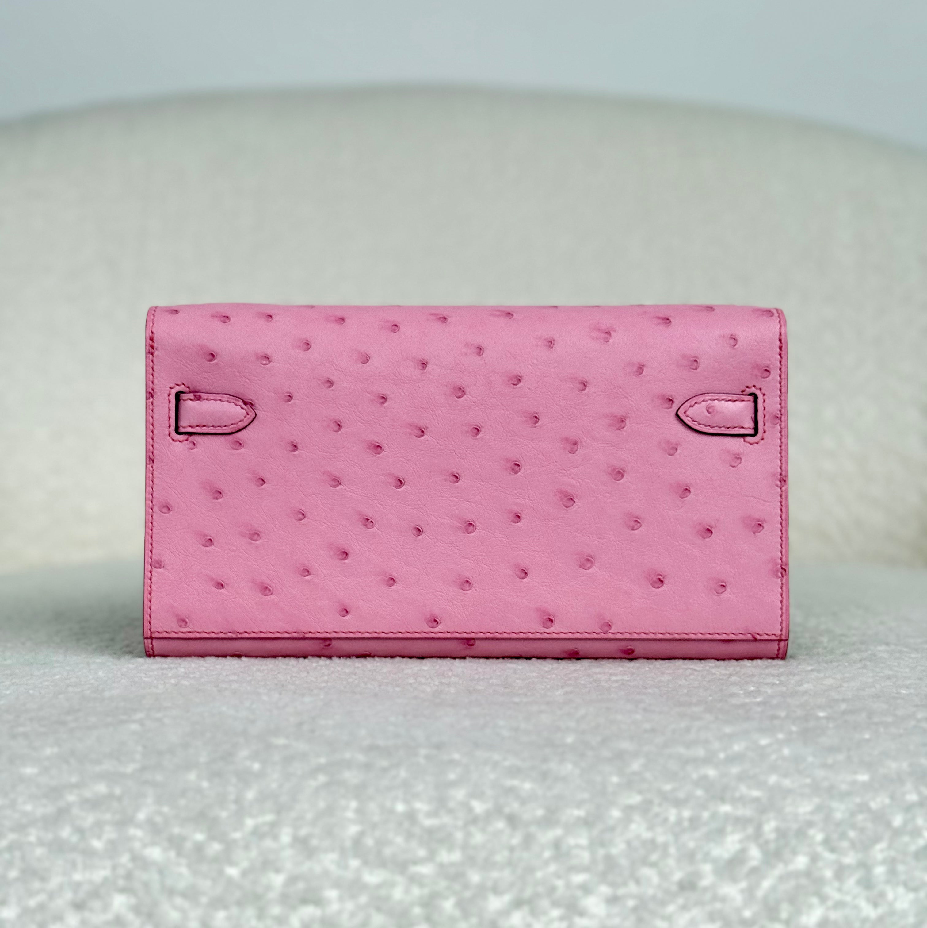 Hermès L4 Rose Bubblegum Kelly To Go Wallet Ostrich Palladium Hardware