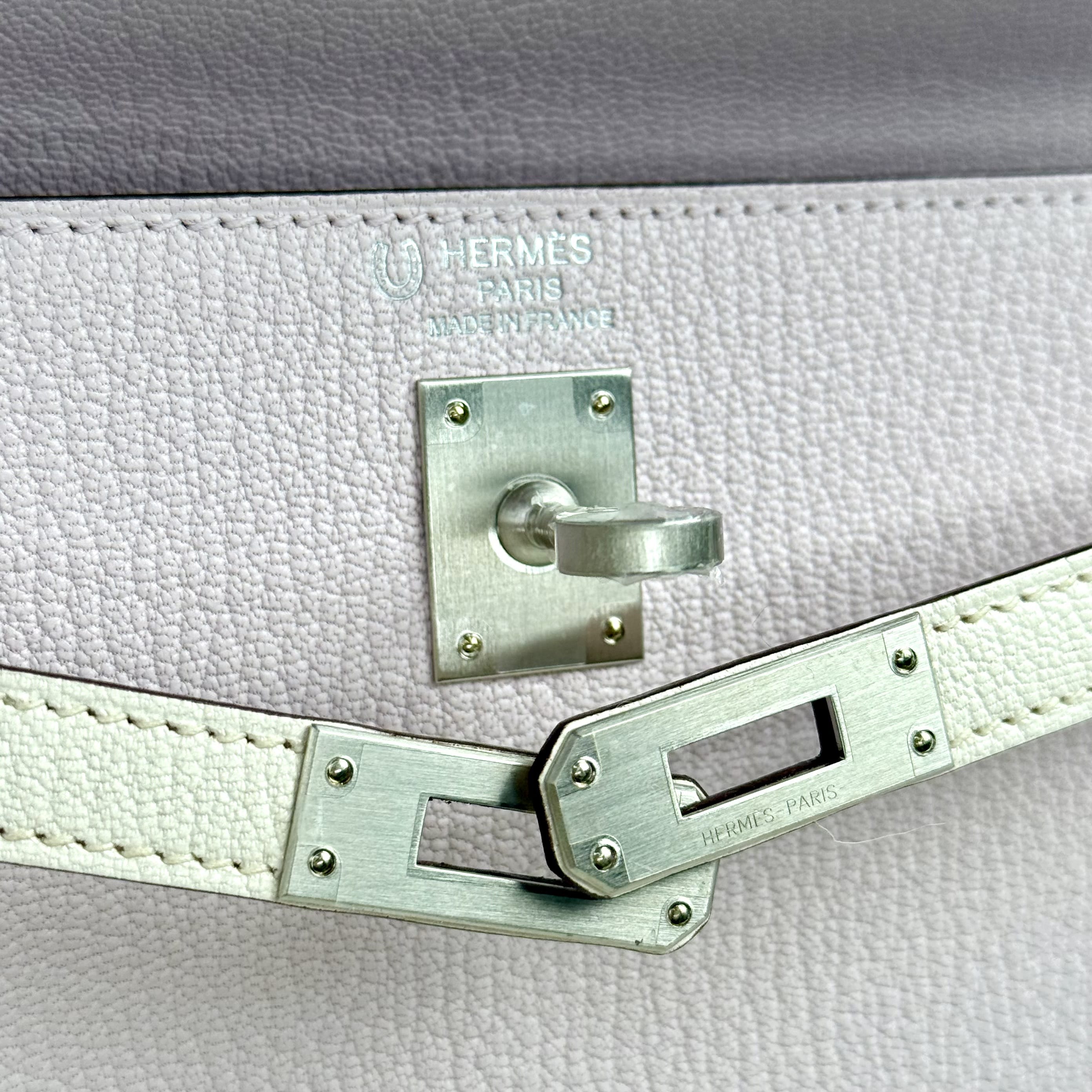 Hermès Mauve Pale and Nata Kelly Sellier 25 Chèvre Mysore Brushed Palladium Hardware HSS