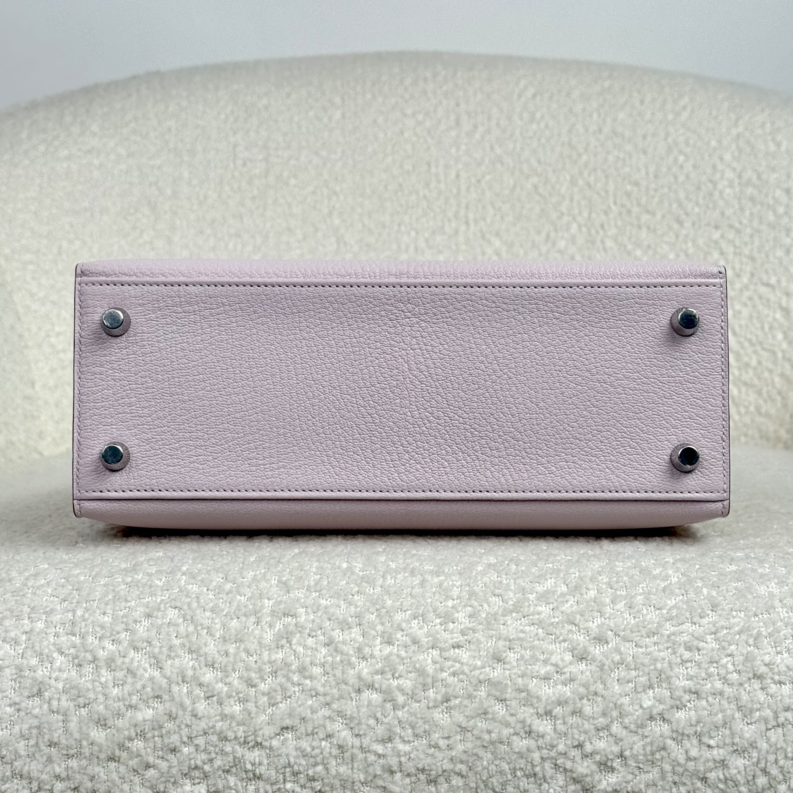 Hermès Mauve Pale and Nata Kelly Sellier 25 Chèvre Mysore Brushed Palladium Hardware HSS