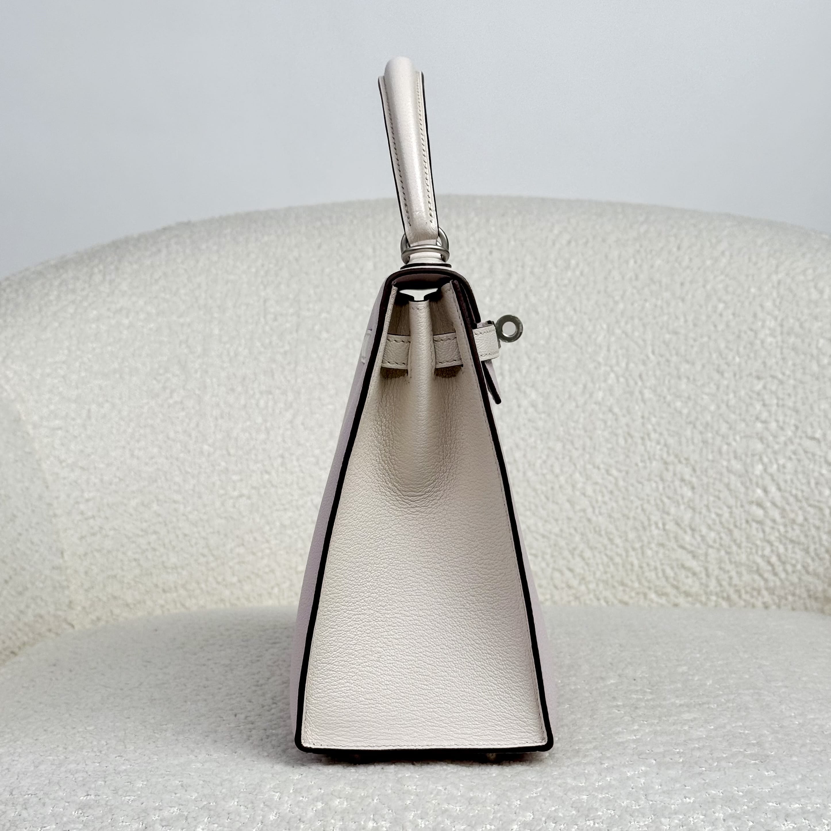 Hermès Mauve Pale and Nata Kelly Sellier 25 Chèvre Mysore Brushed Palladium Hardware HSS