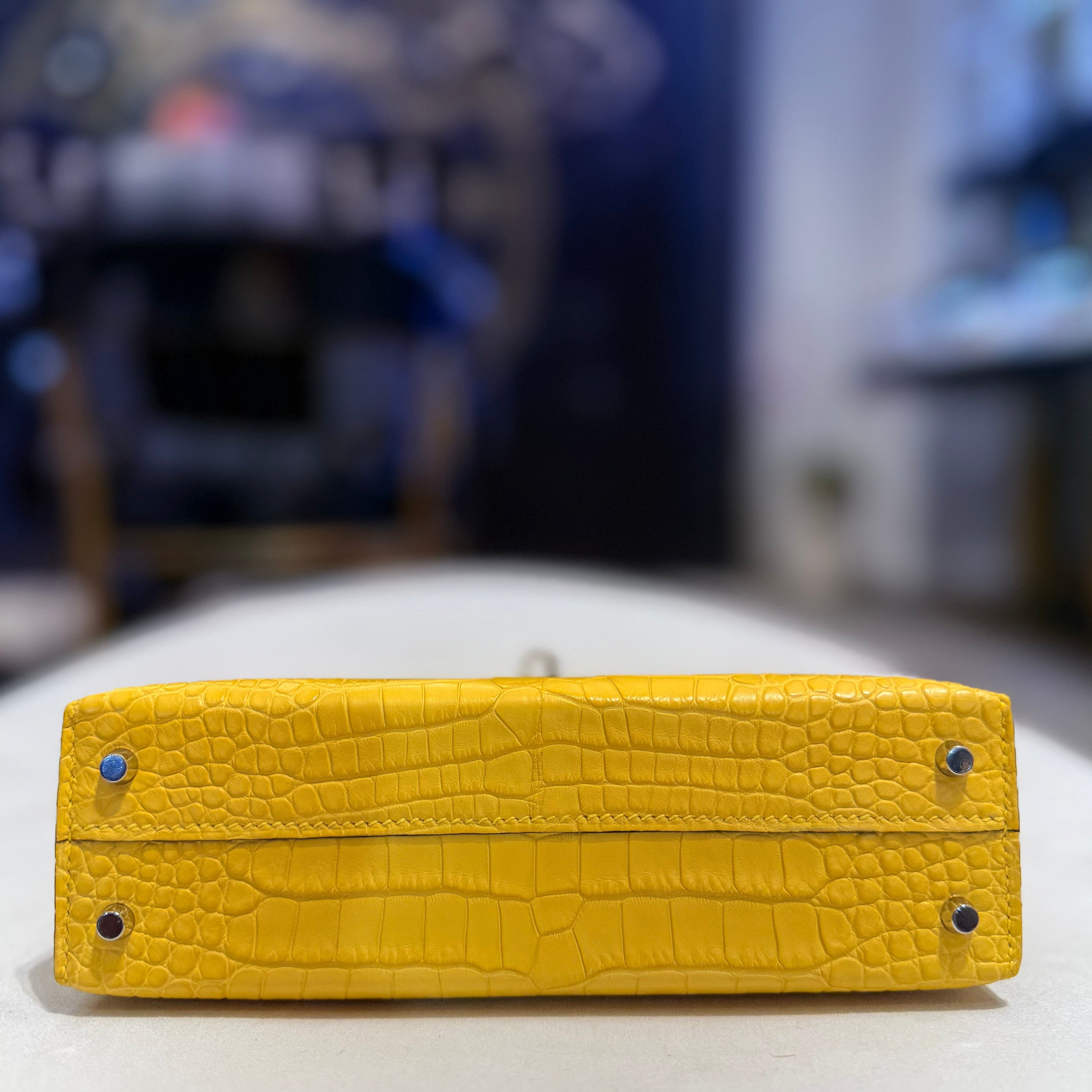 Hermès Mimosa Mini Kelly Sellier 20 Matte Alligator Palldium Hardware
