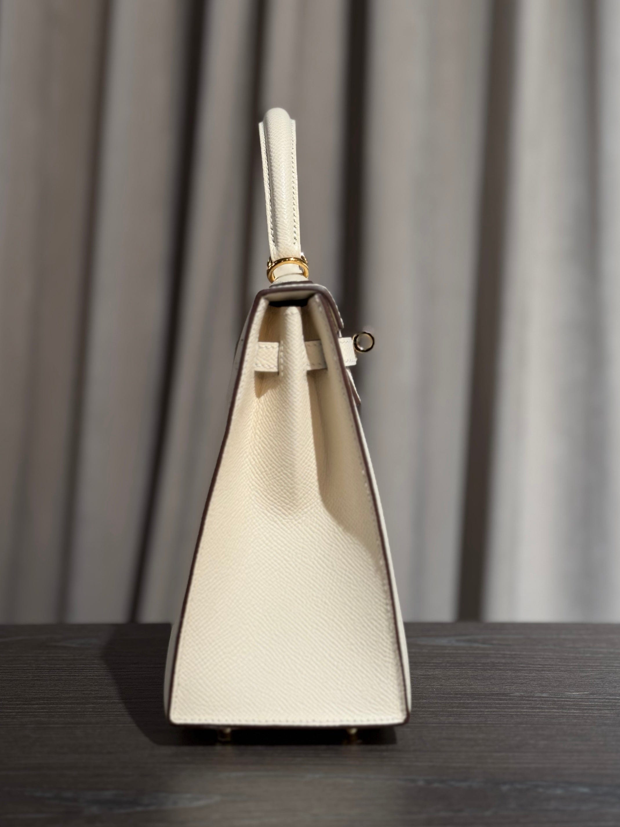 Hermès Nata Kelly 25 Epsom Gold Hardware