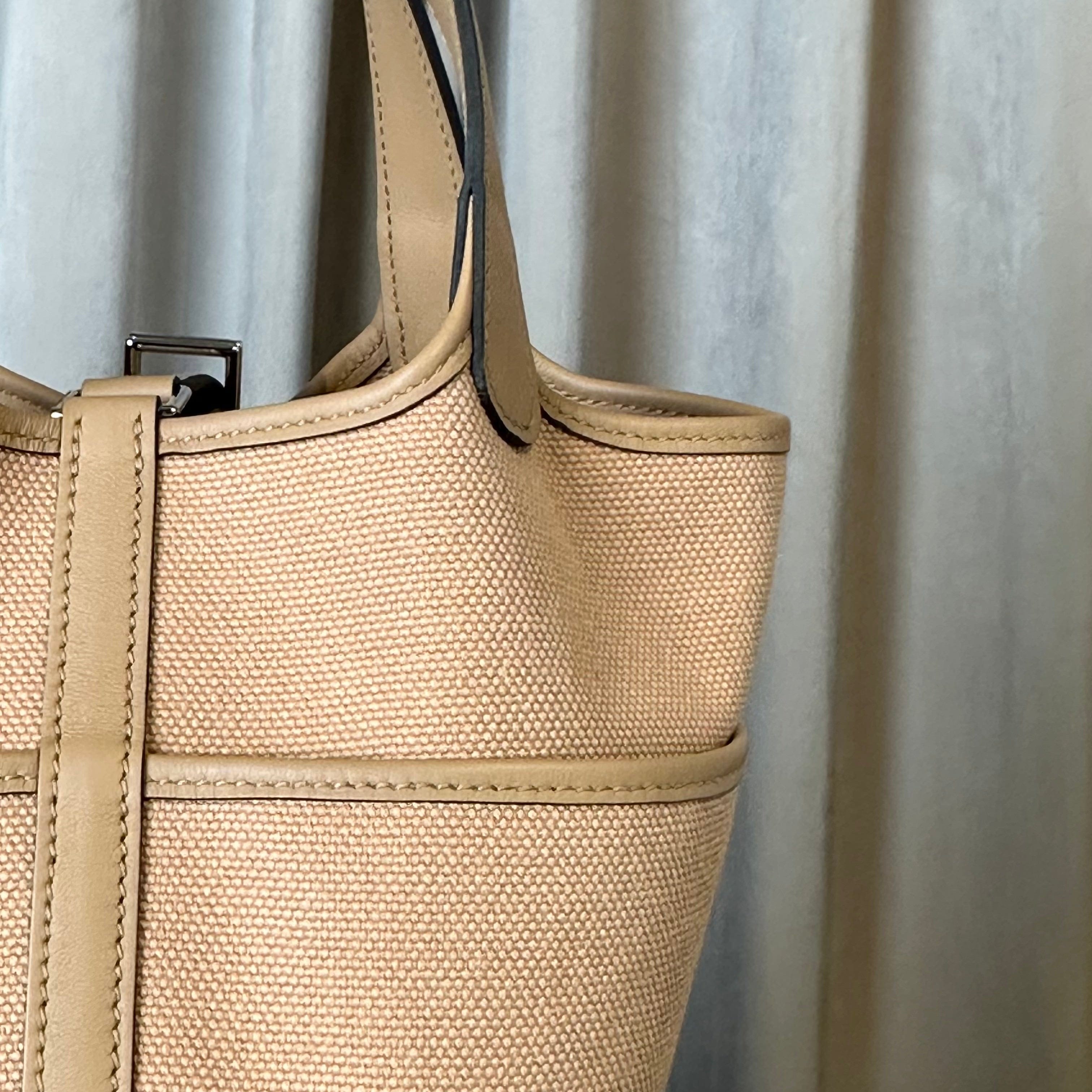 Hermès Chai Picotin 18 Swift and Toile Canvas Palladium Hardware
