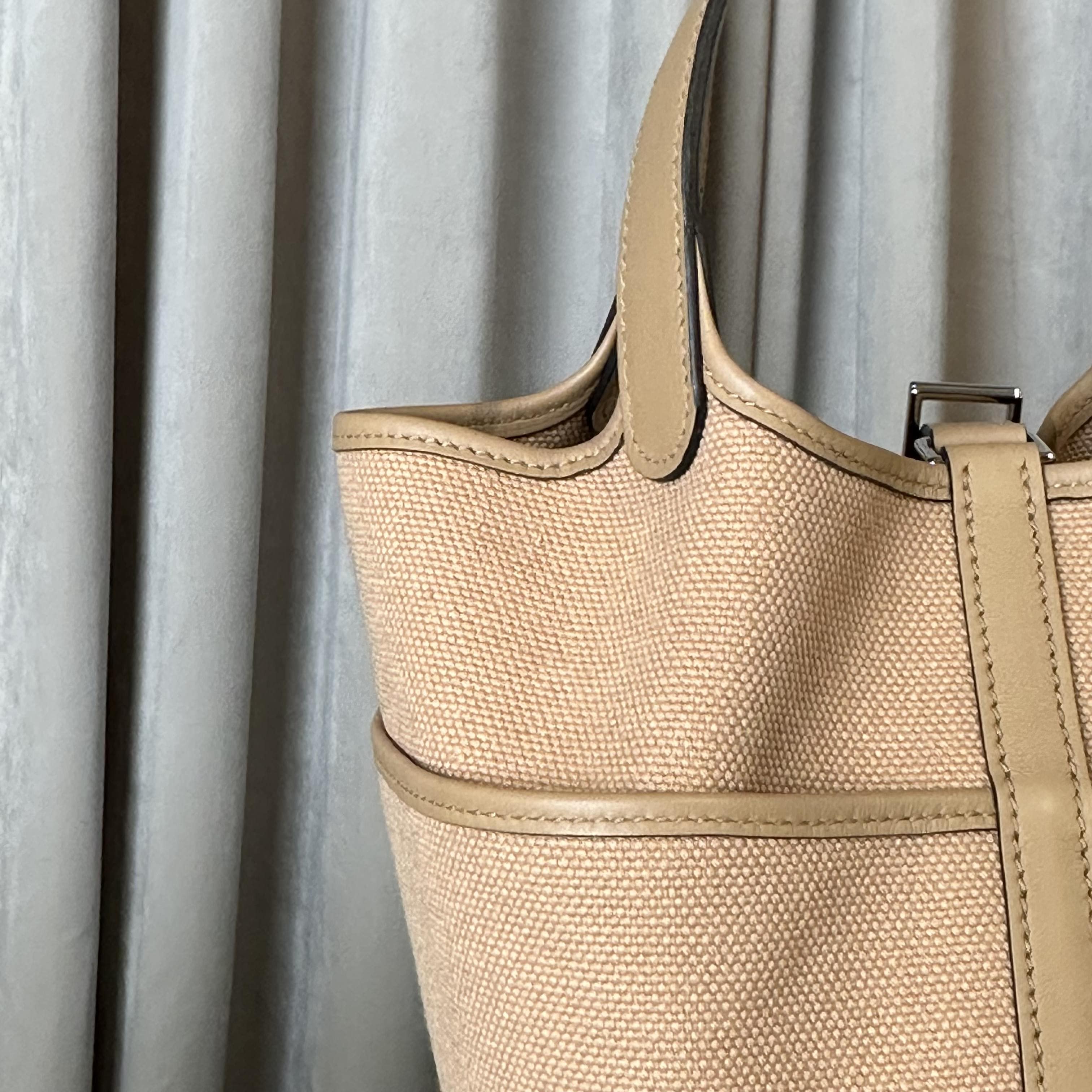 Hermès Chai Picotin 18 Swift and Toile Canvas Palladium Hardware