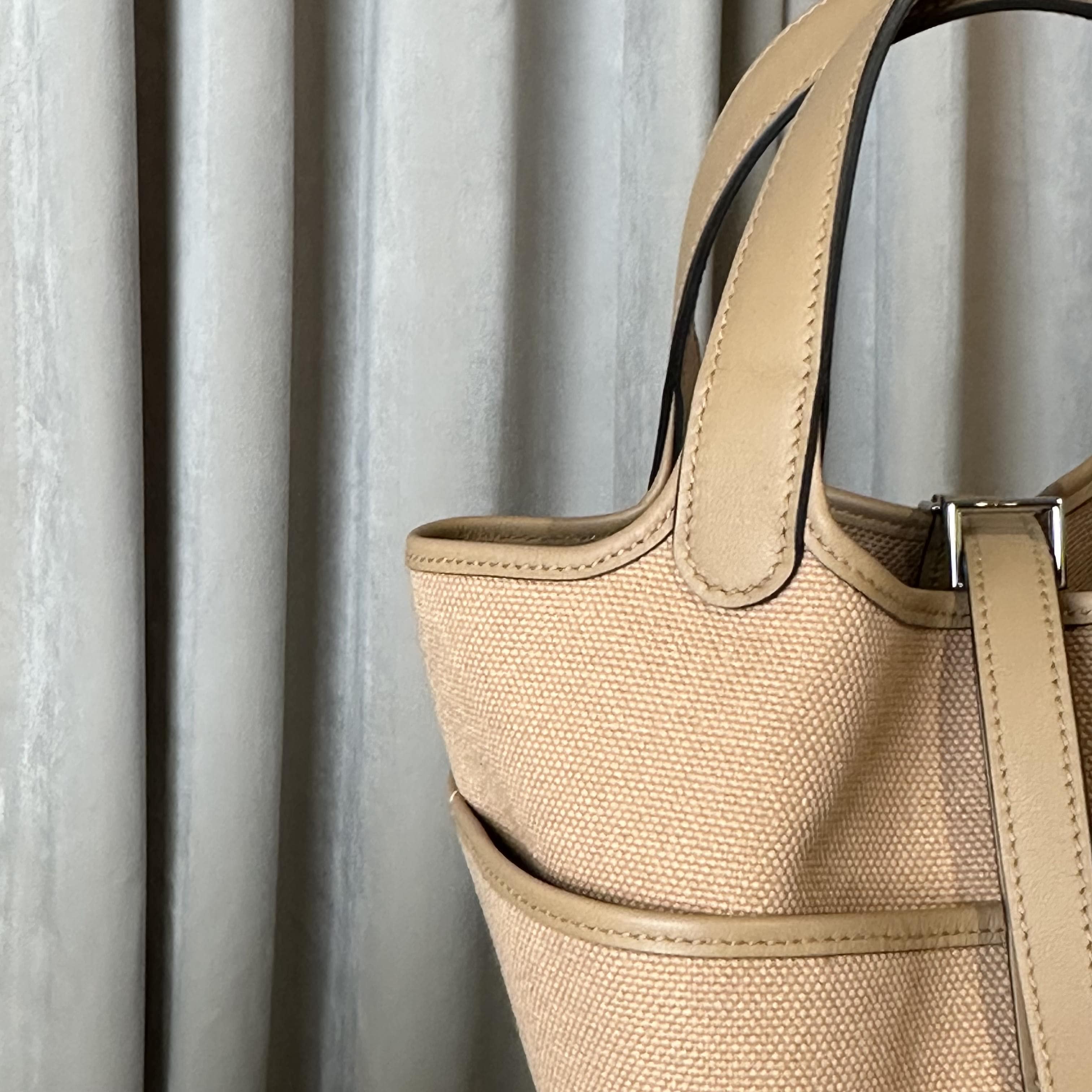 Hermès Chai Picotin 18 Swift and Toile Canvas Palladium Hardware