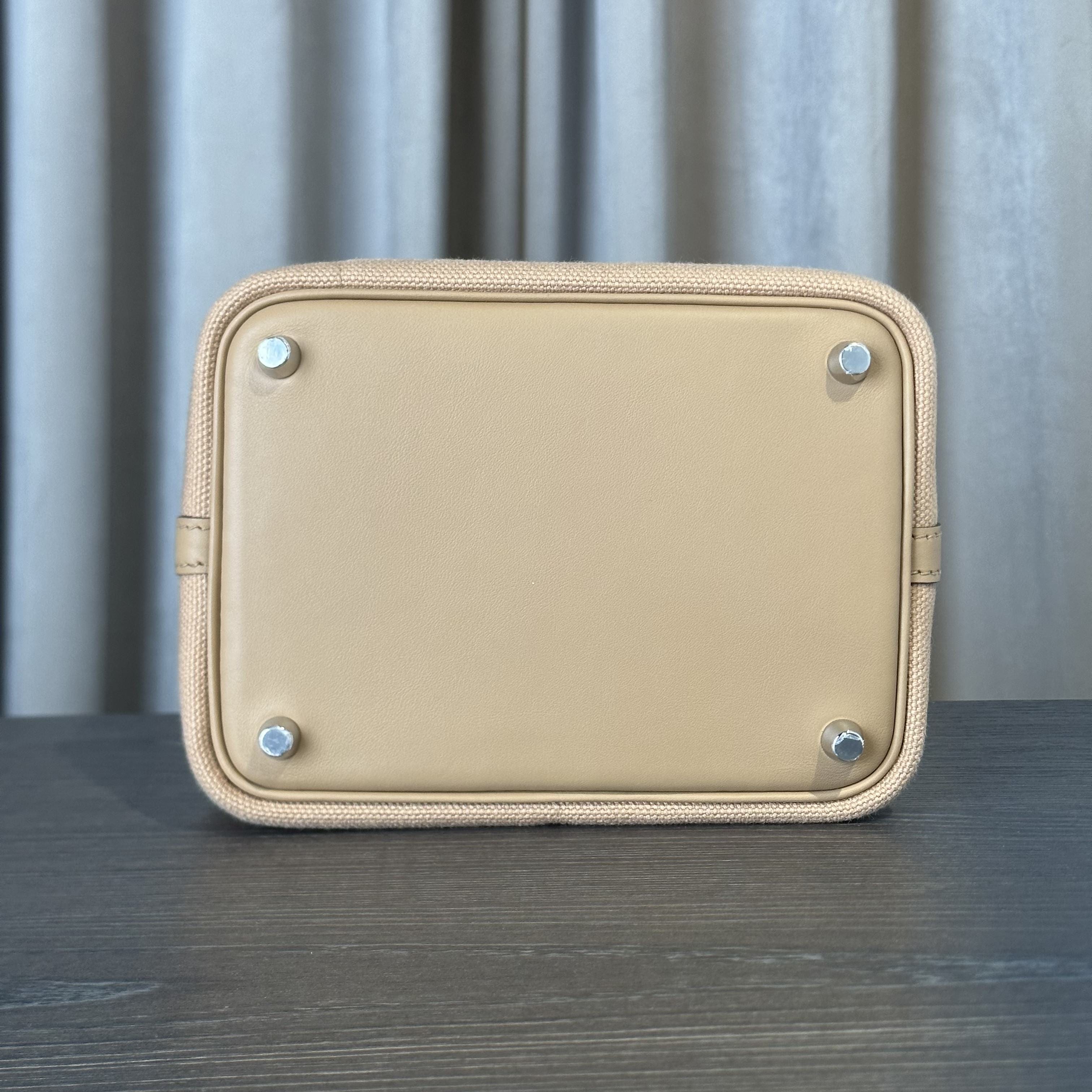 Hermès Chai Picotin 18 Swift and Toile Canvas Palladium Hardware