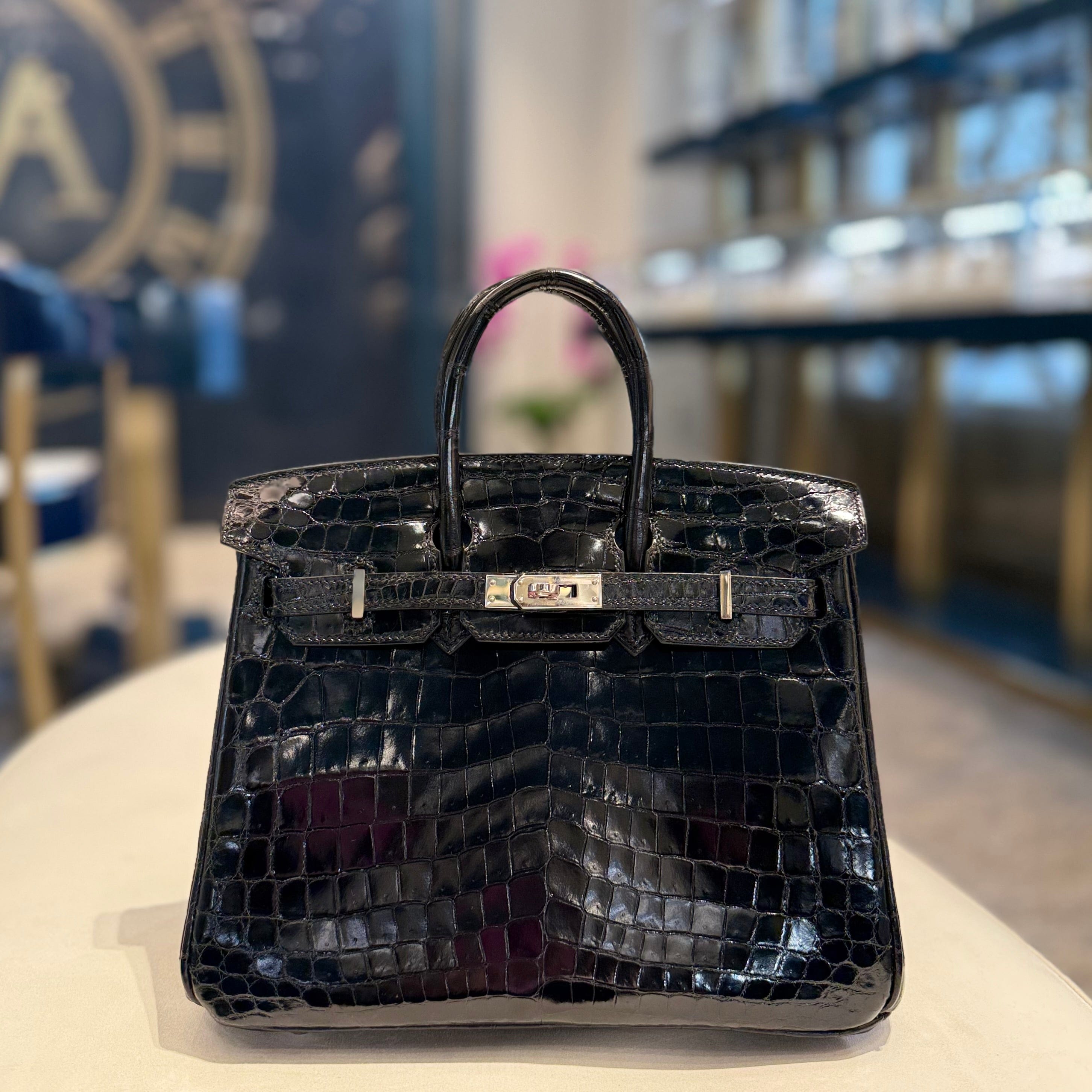 HERMES - エルメス クロコバッチ Hermès Birkin 25 Noir – Black Crocodile Birkin Bag Niloticus