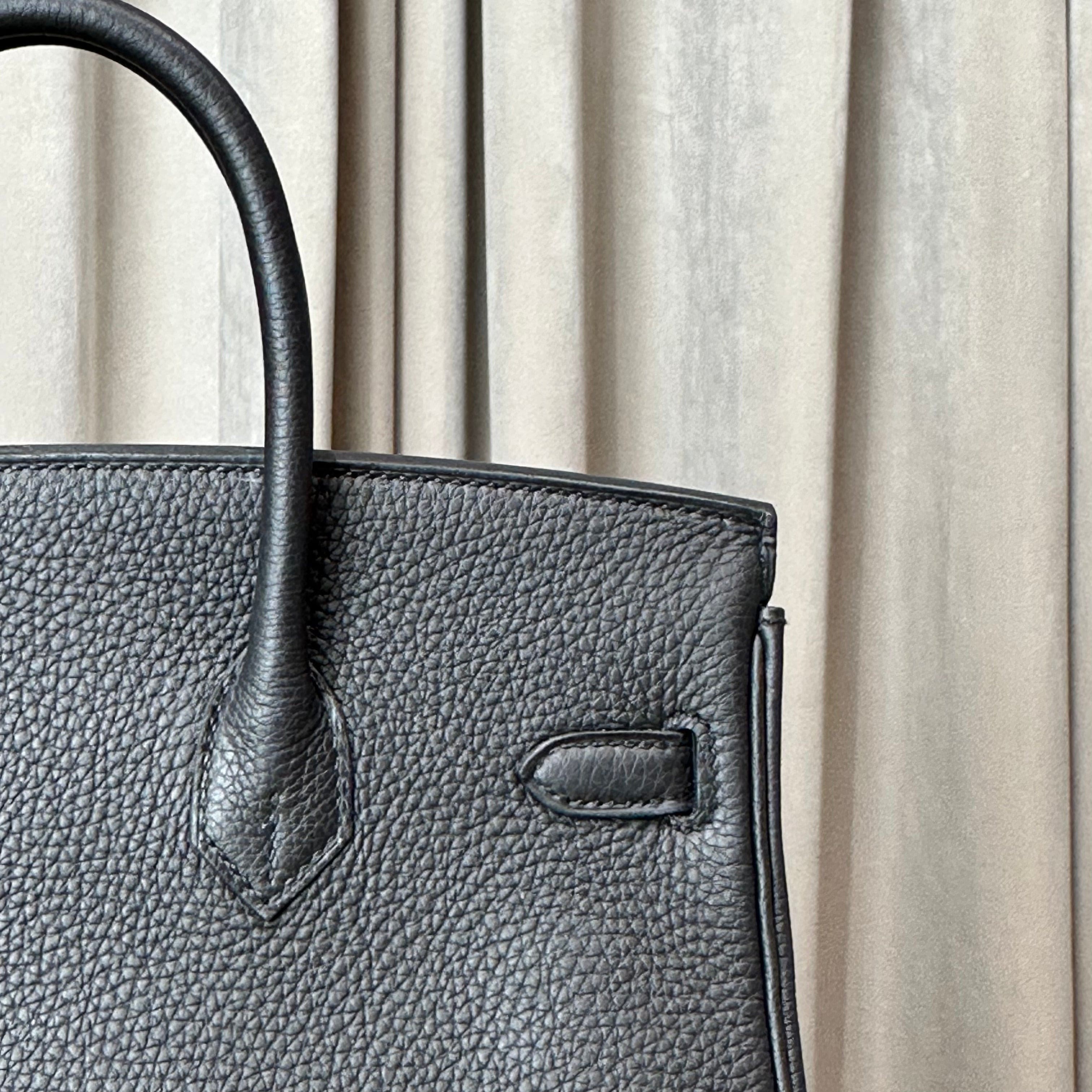 Hermès Noir Birkin 25 Togo Gold Hardware
