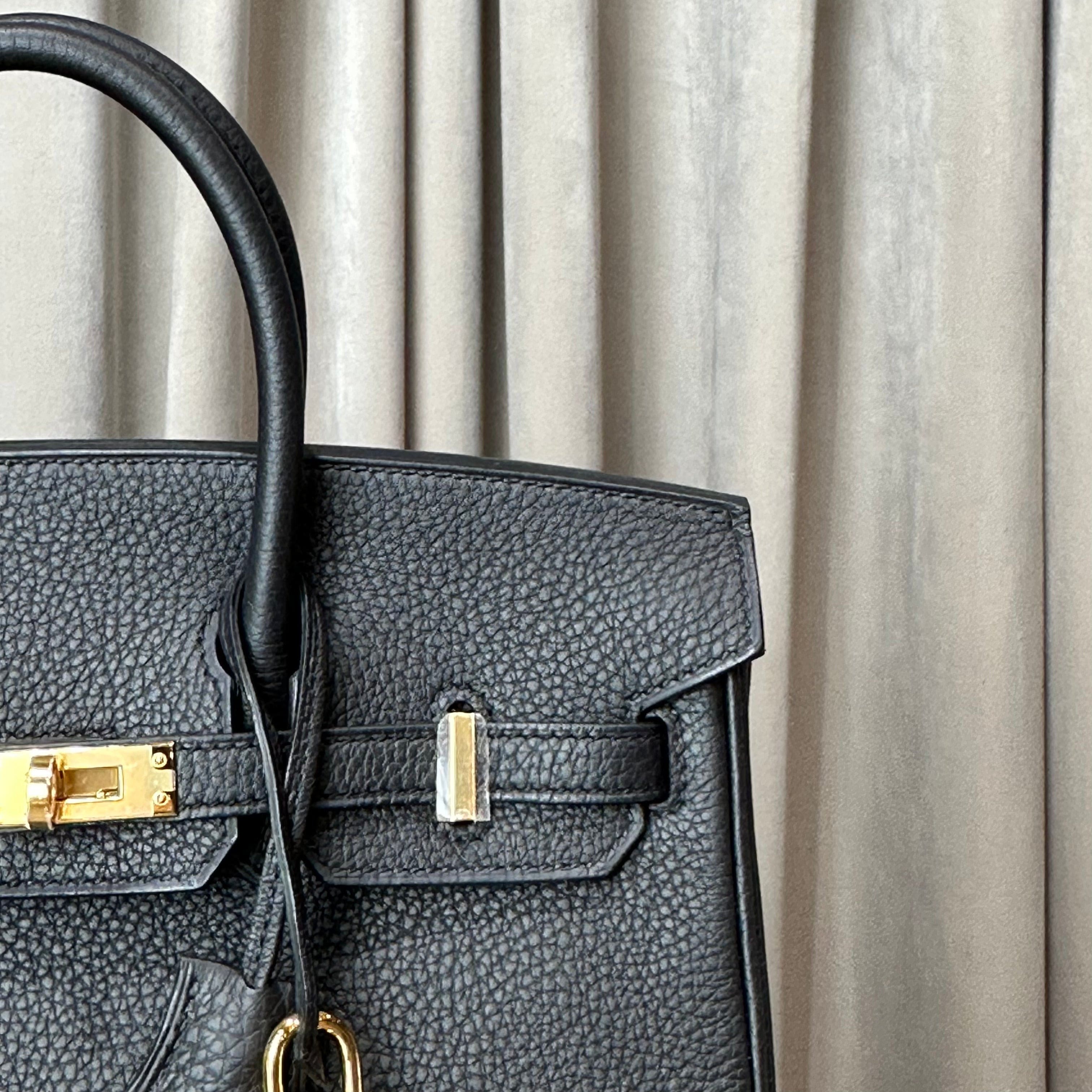 Hermès Noir Birkin 25 Togo Gold Hardware