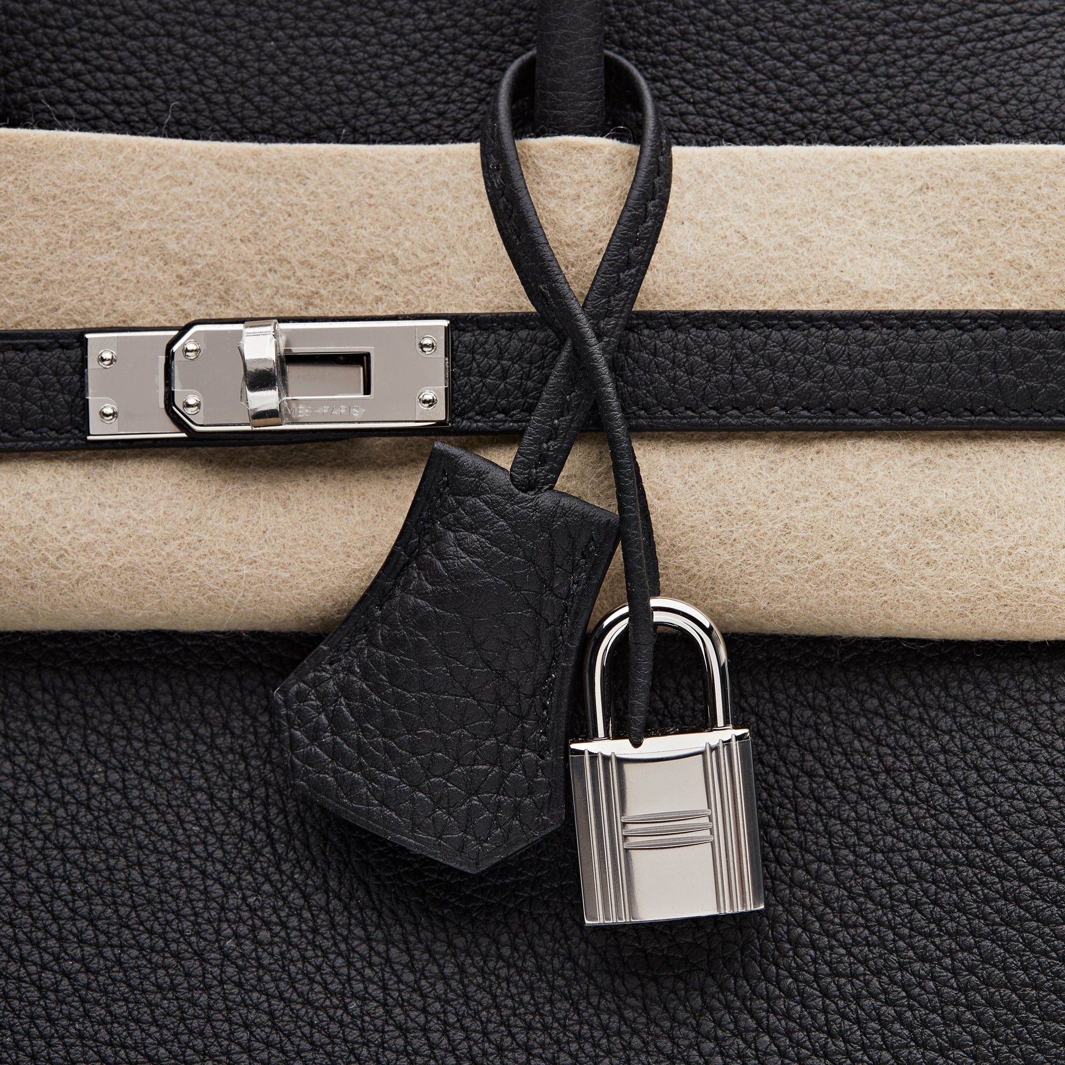 Hermès Noir Birkin 25 Togo Palladium Hardware