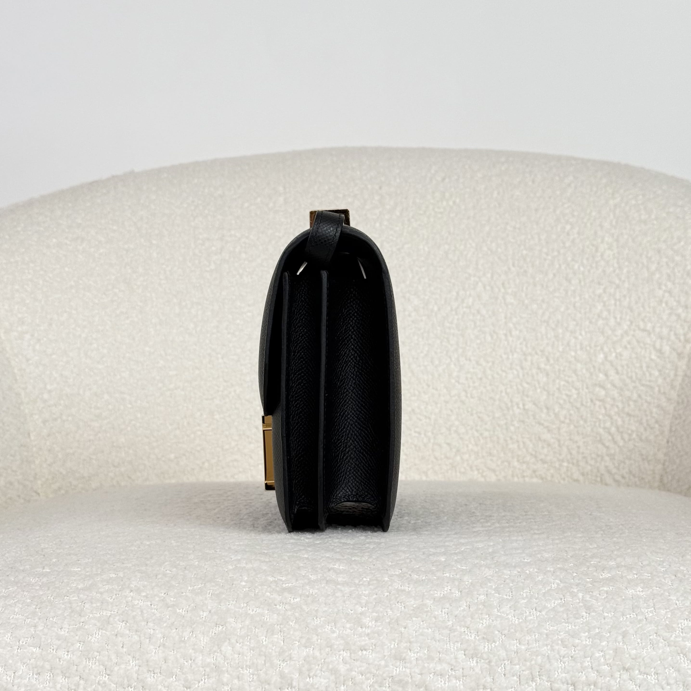 Hermès Noir Constance 18 Epsom Gold Hardware