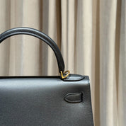 Hermès Noir Kelly Sellier 28 Epsom Gold Hardware