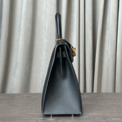 Hermès Noir Kelly Sellier 28 Epsom Gold Hardware