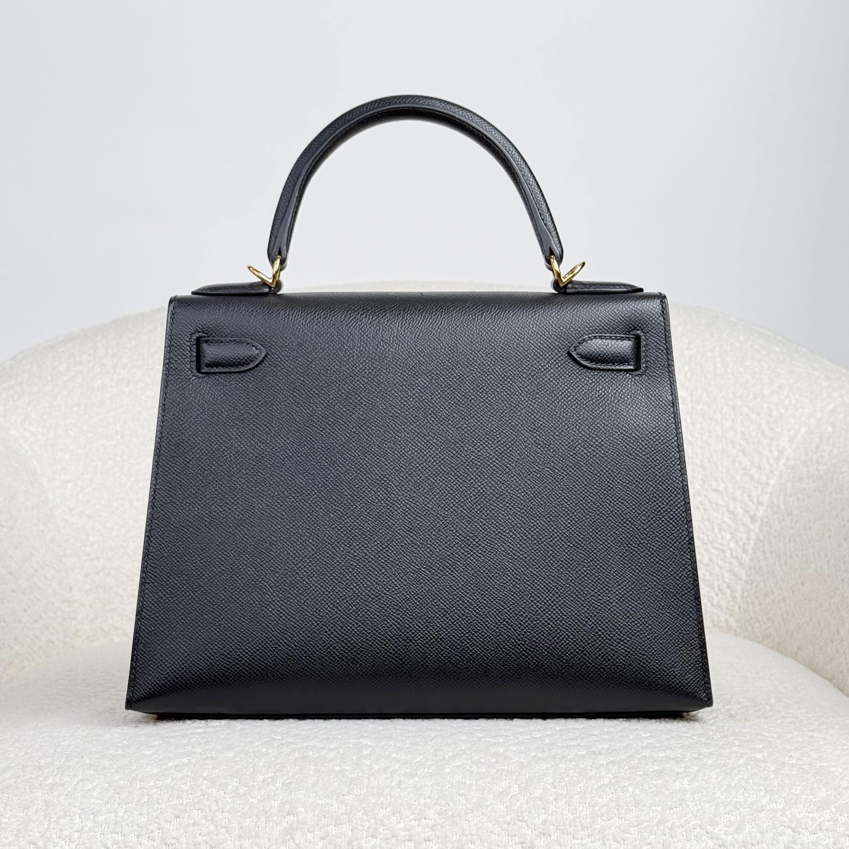 Hermès Noir Kelly Sellier 28 Epsom Gold Hardware