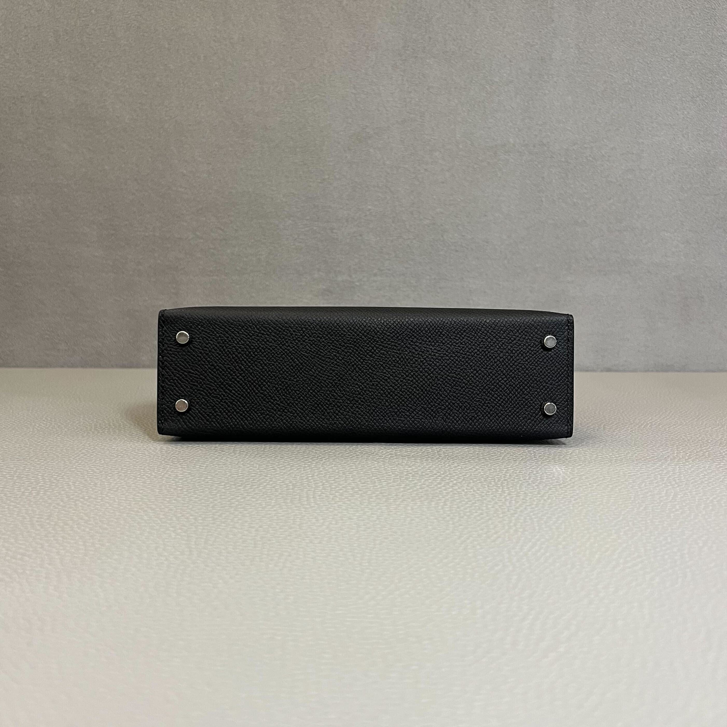 Hermès Noir Mini Kelly 20 Epsom Electrum Hardware