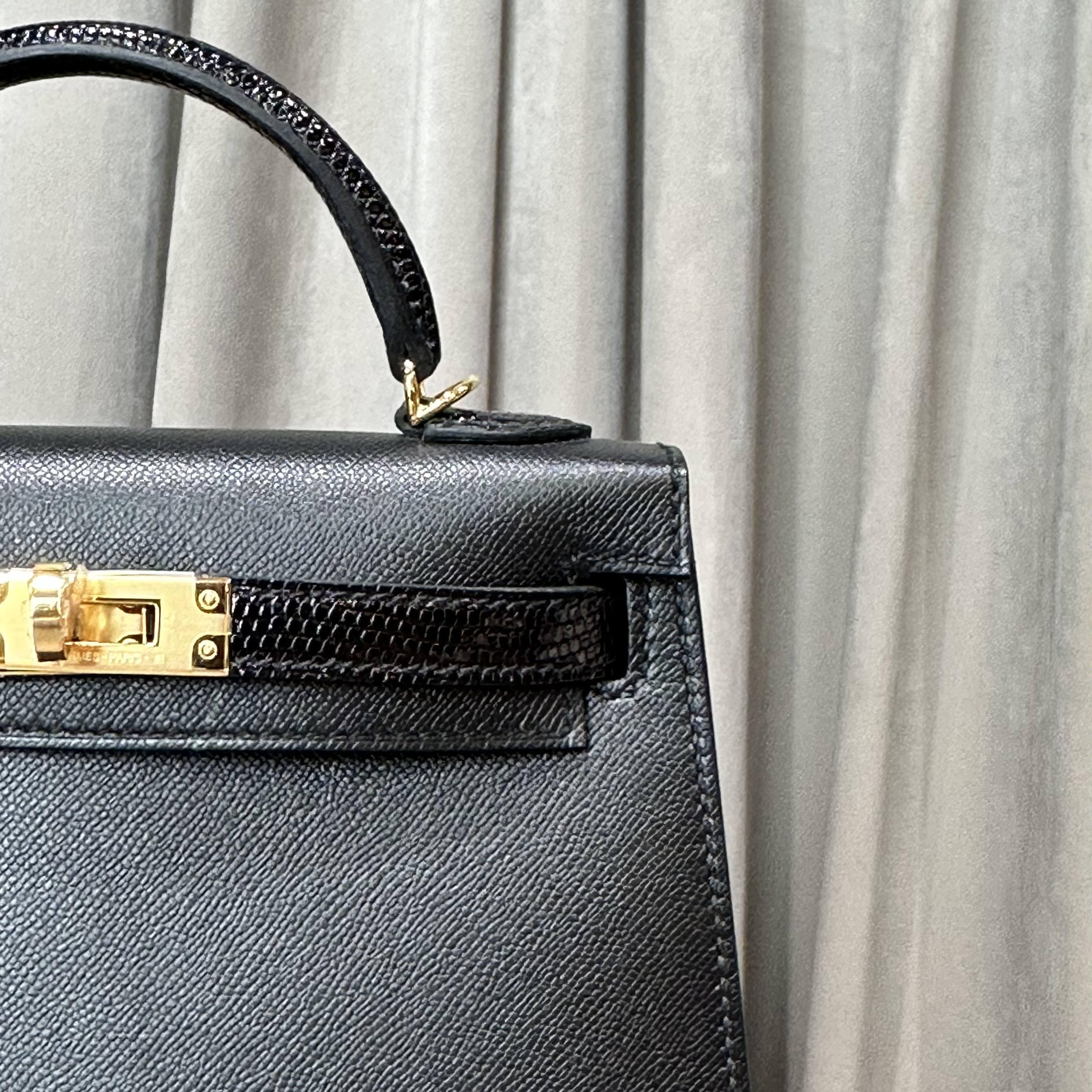 Hermès Noir Mini Kelly 20 Sellier Touch Veau Madame Lezard Gold Hardware