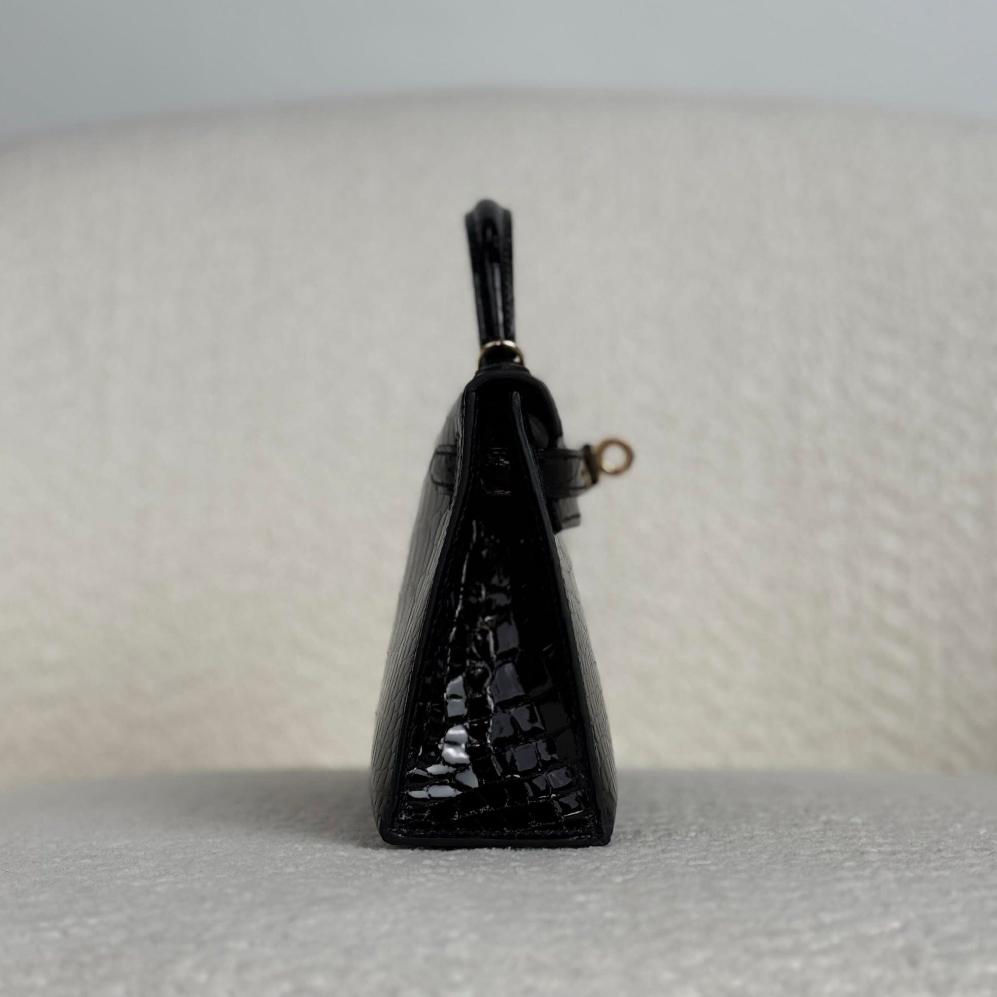 Hermès Noir Mini Kelly Sellier 20 Mississippi Alligator Gold Hardware