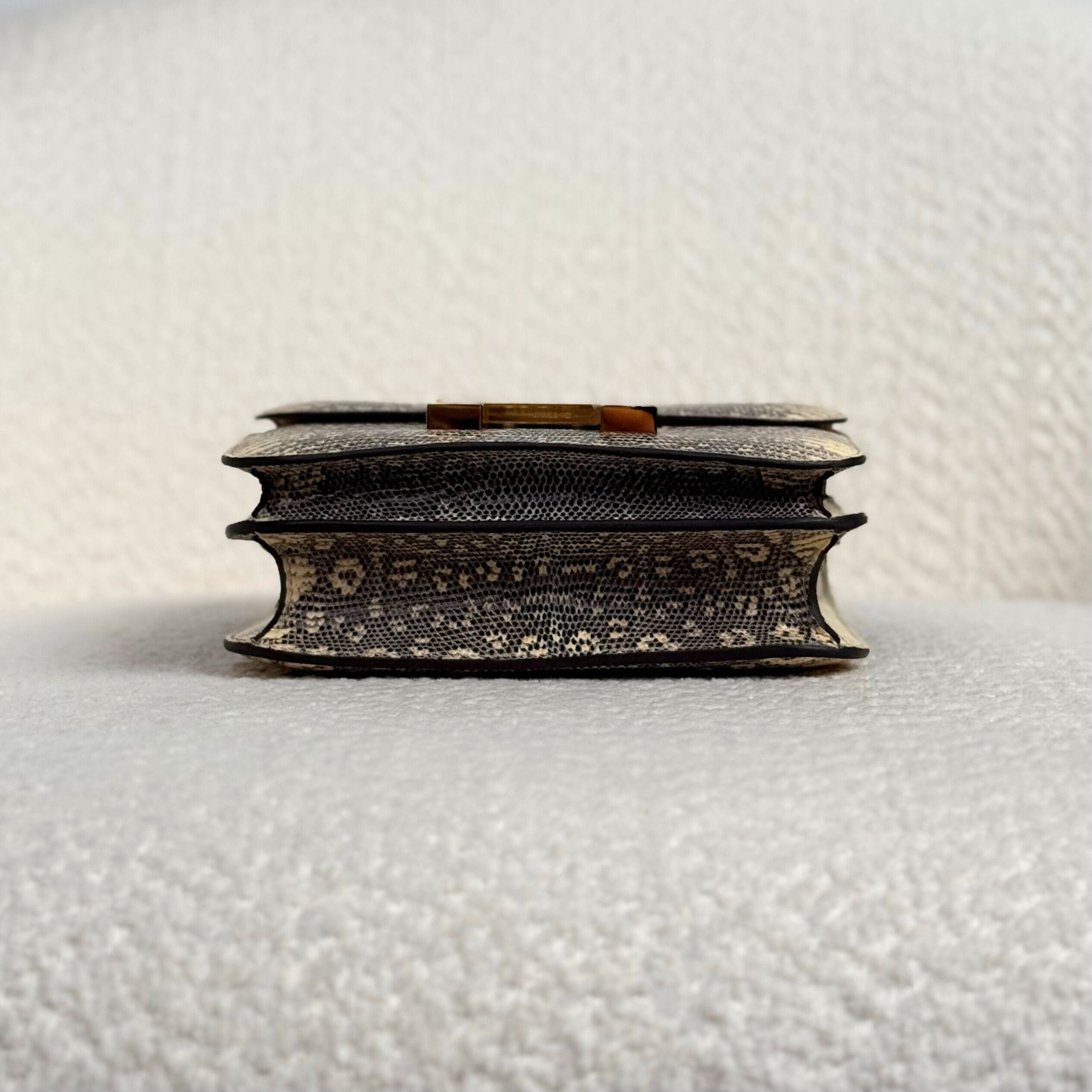 Hermès Ombre Mini Constance 18 Lizard Varanus Salvator Gold Hardware