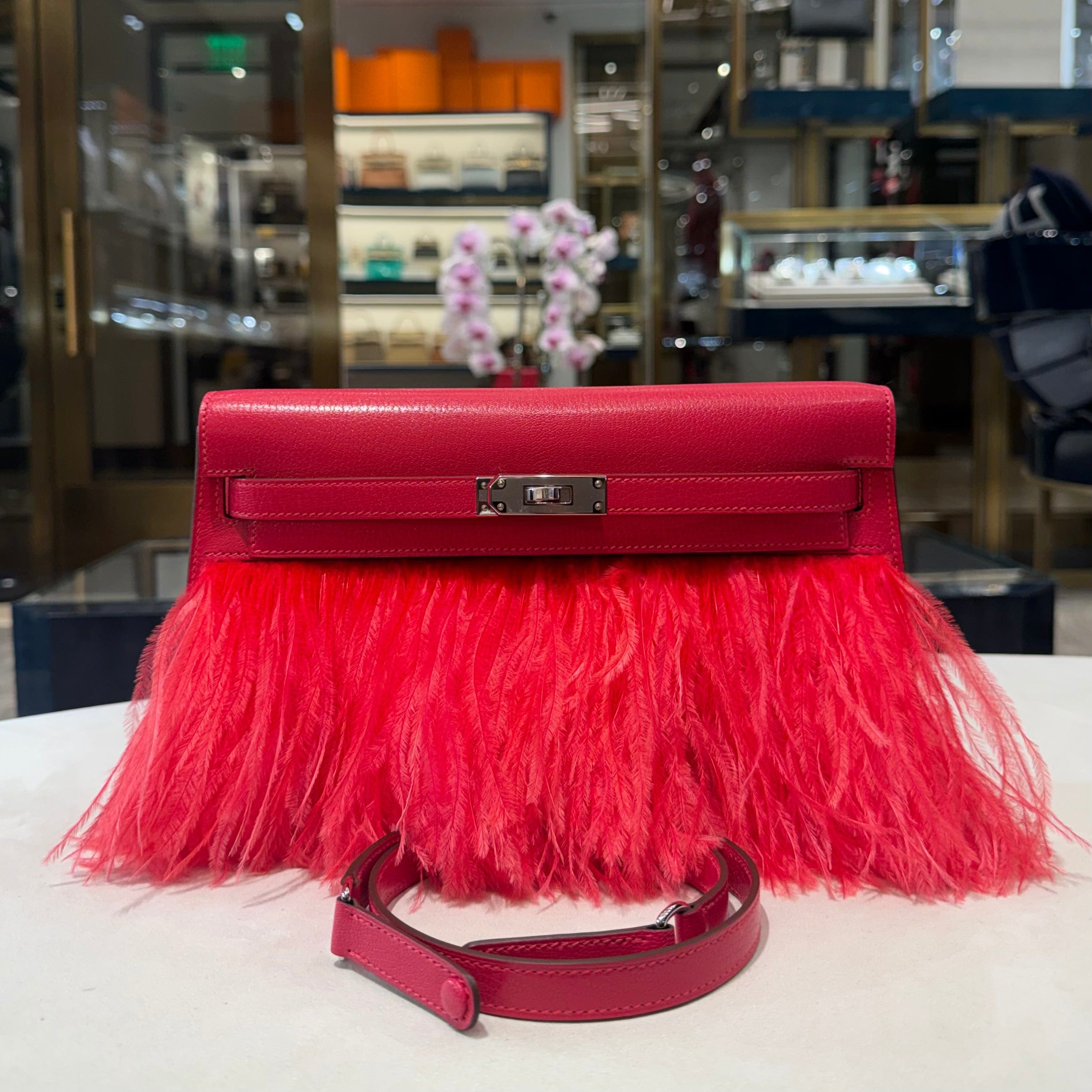 hermes-rose-extreme-kelly-elan-folie-chamkila-ostrich-feathers-palladium-hardware-hermes-1224430885.jpg