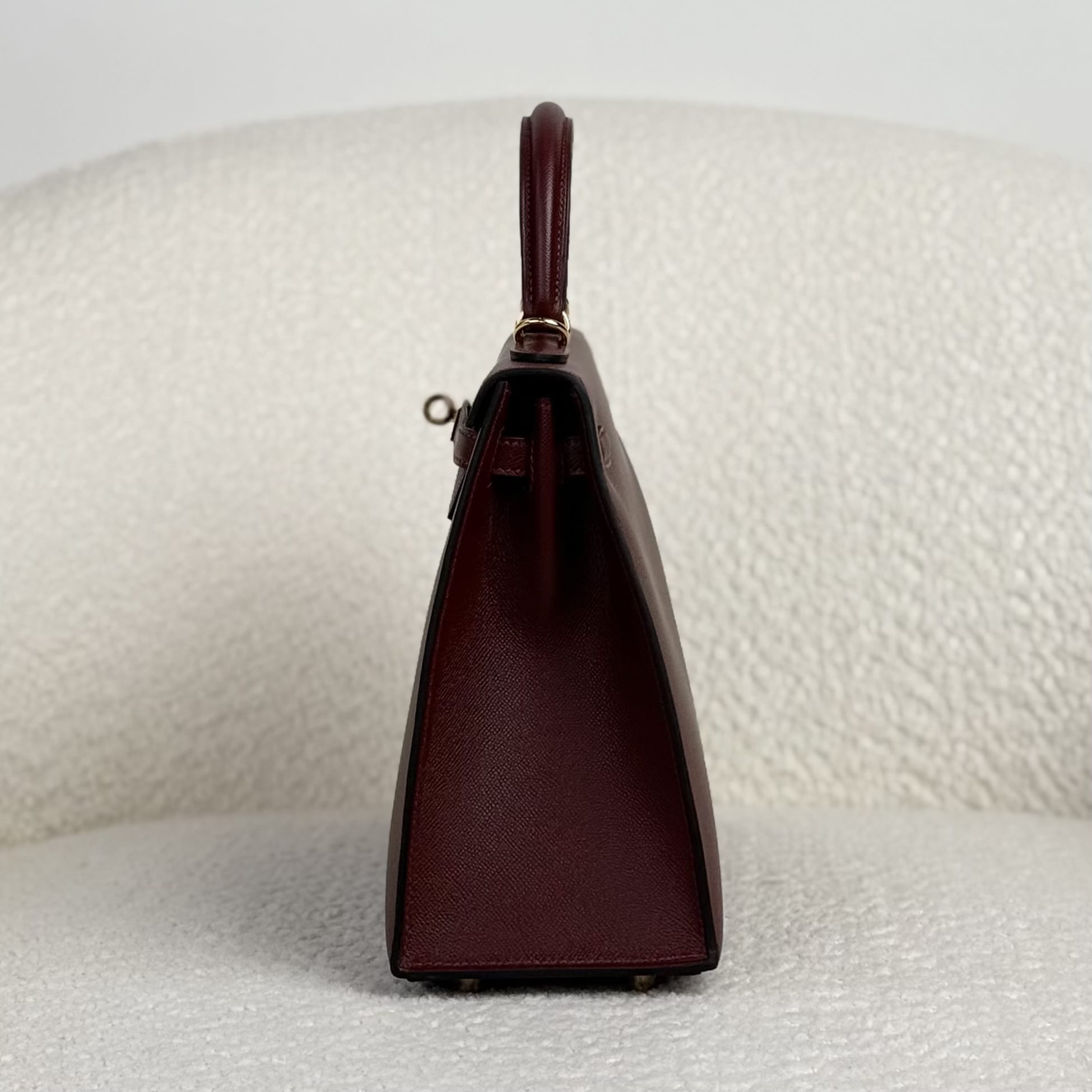 Hermès Rouge H Kelly Sellier 25 Epsom Gold Hardware