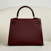 Hermès Rouge H Kelly Sellier 25 Epsom Gold Hardware