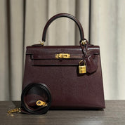 Hermès Rouge Kelly Sellier 25 Chevre Chamkila Gold Hardware