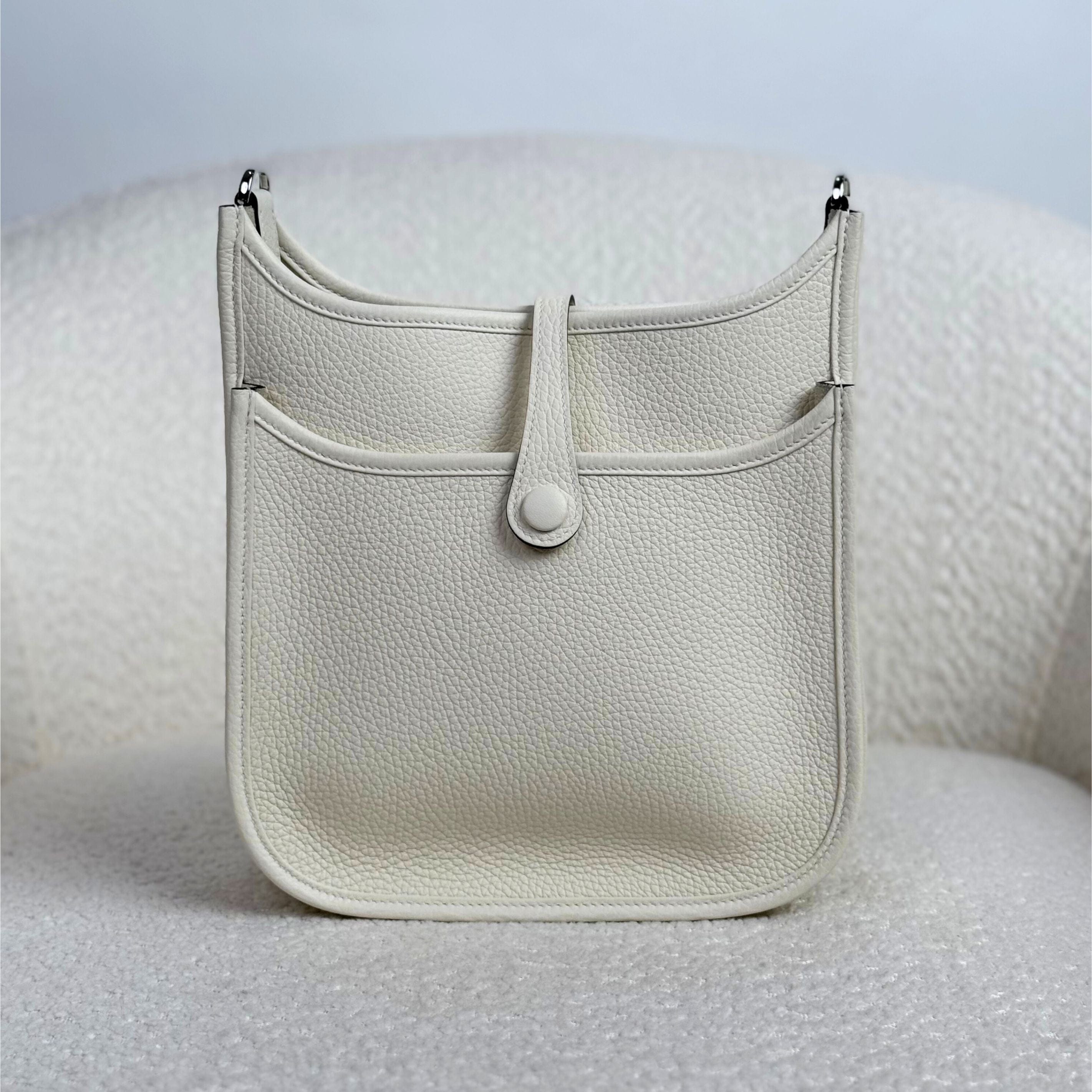 Hermès So Cream Mini Evelyne 23 Clemence Palladium Hardware
