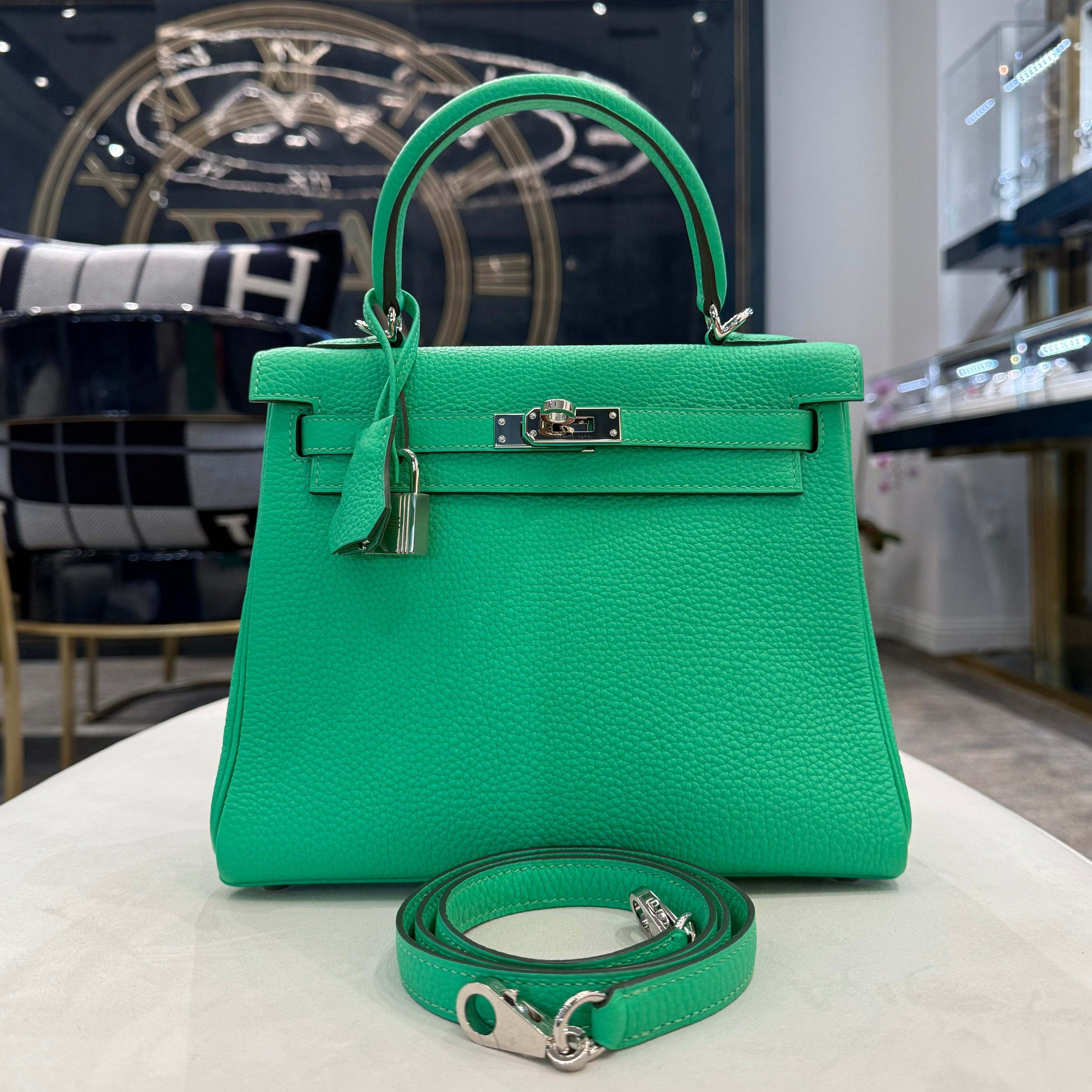 hermes-vert-comics-kelly-25-retourne-togo-palladium-hardware-hermes-1193784947.jpg