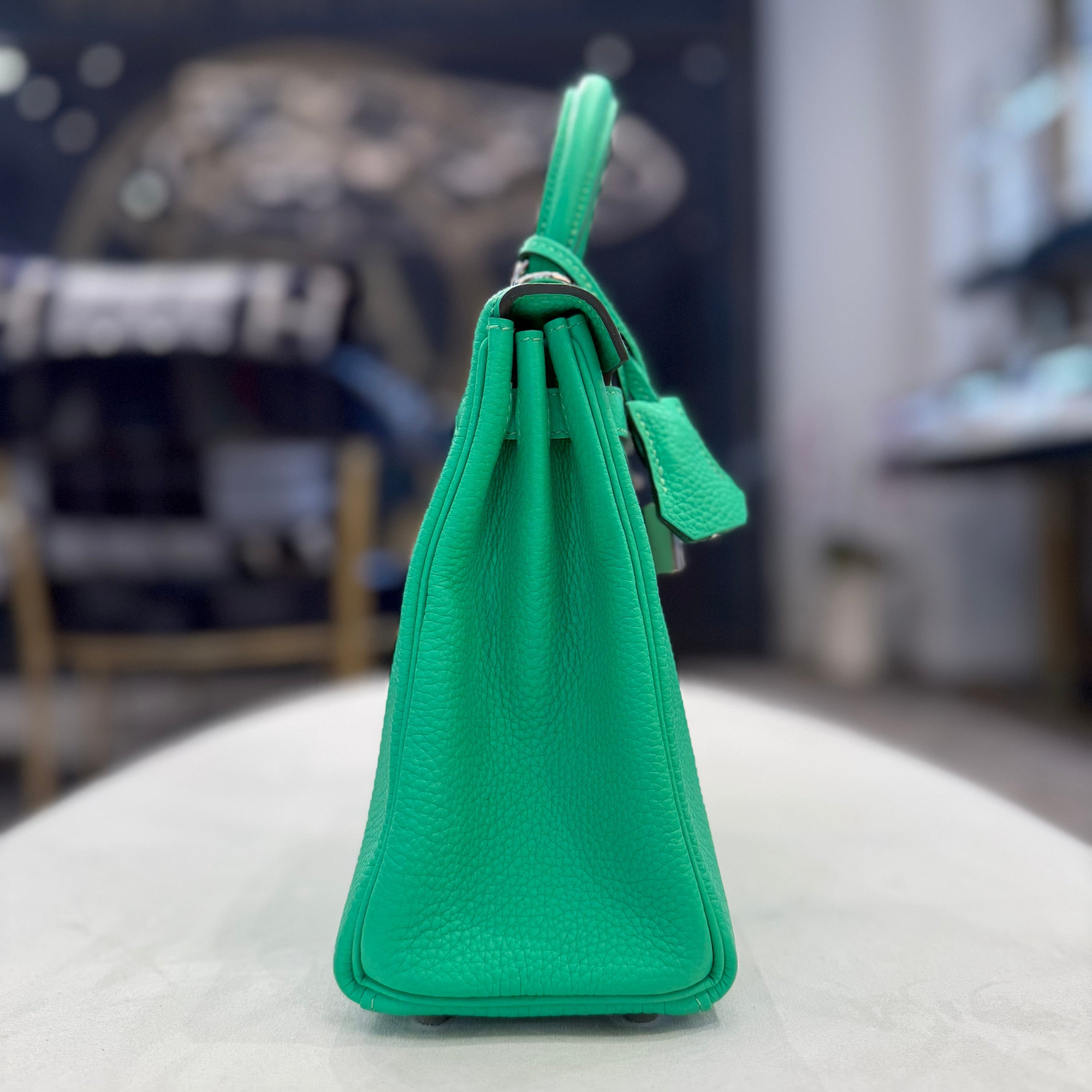 Hermès Vert Comics Kelly 25 Retourne Togo Palladium Hardware