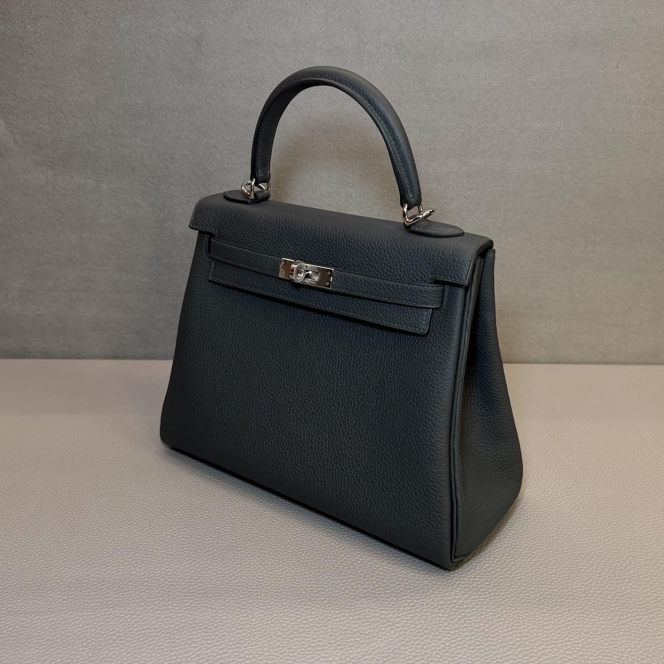 Hermès Kelly 25 Vert Mangrove – Green Kelly Retourne Togo