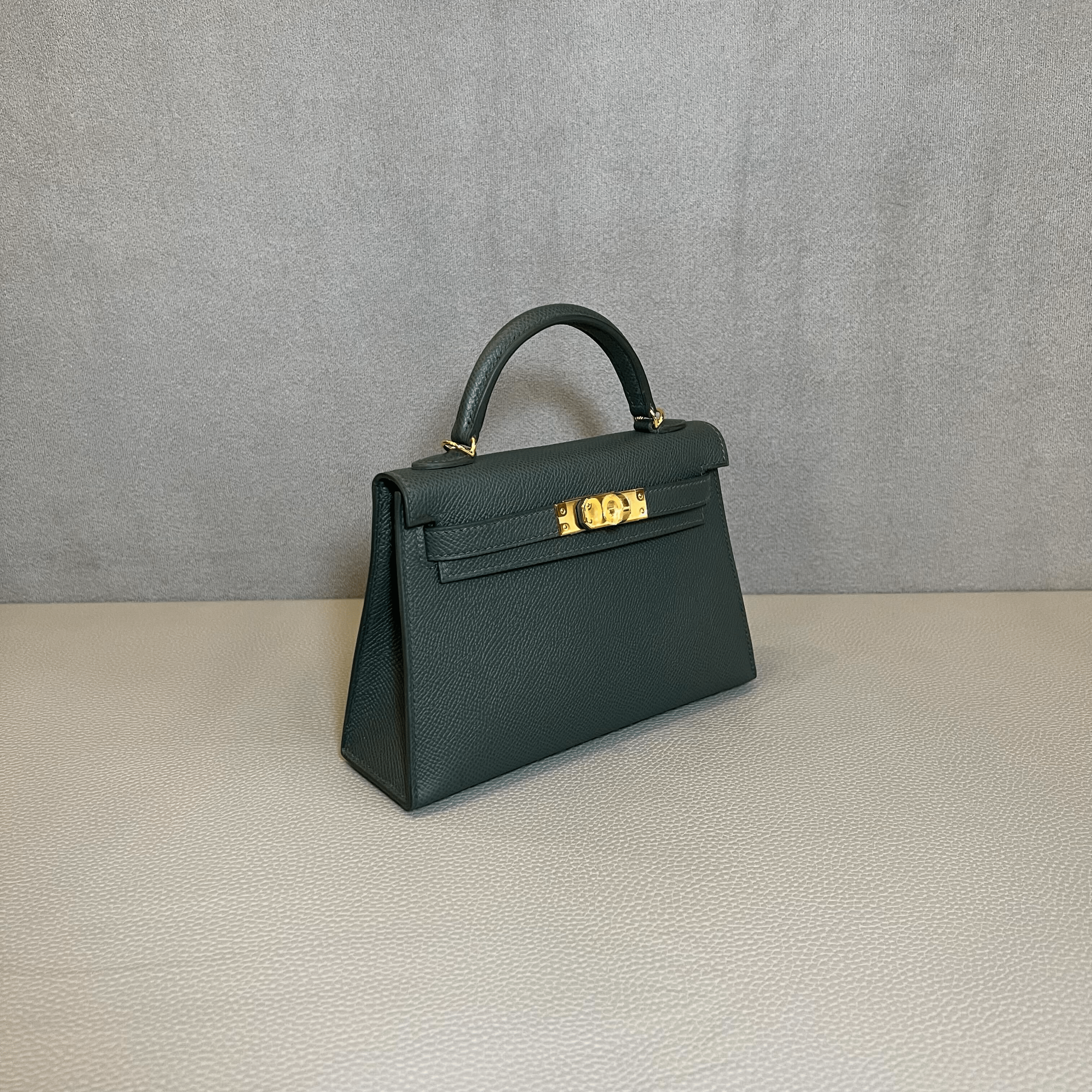 Hermès Vert Mangrove Mini Kelly Sellier 20 Epsom Gold Hardware