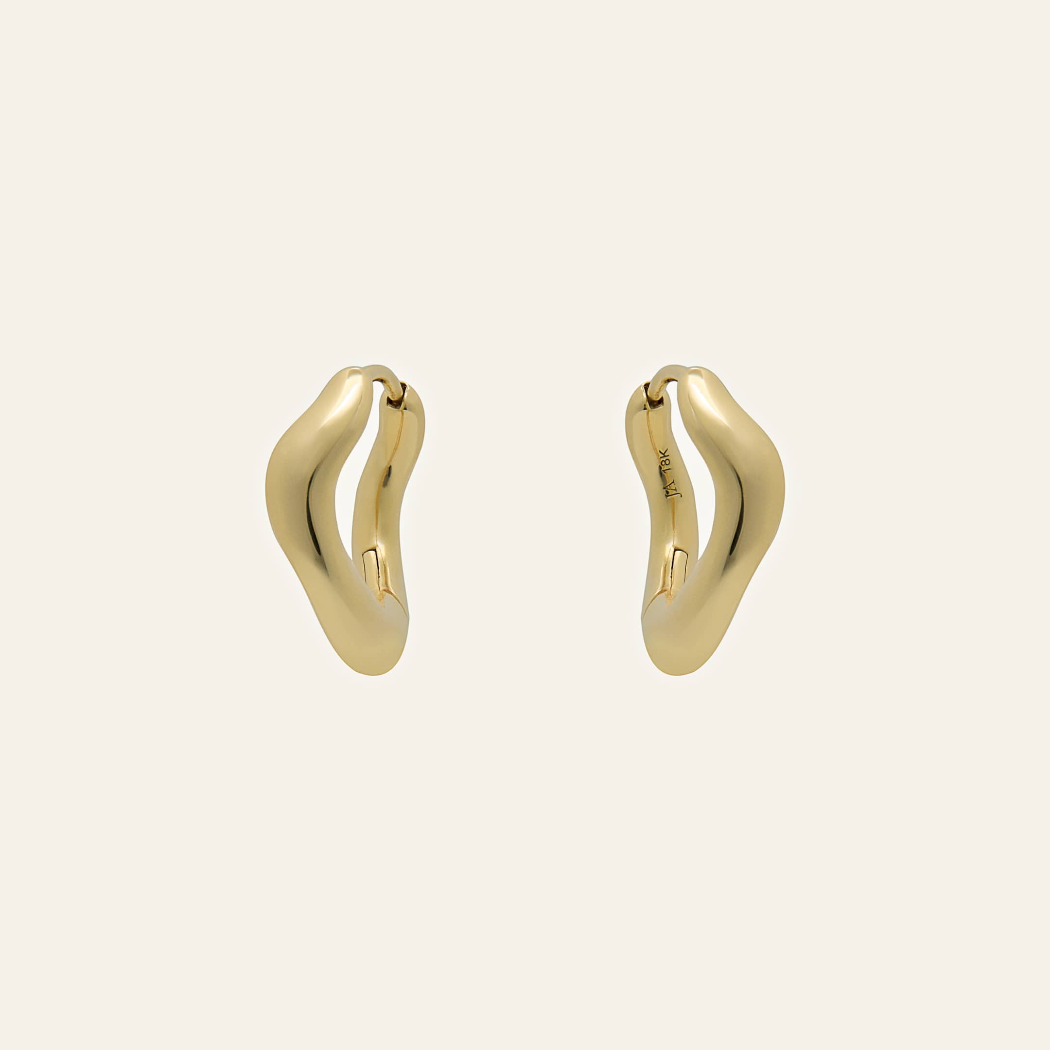 Isla Yellow Gold Wave Earrings