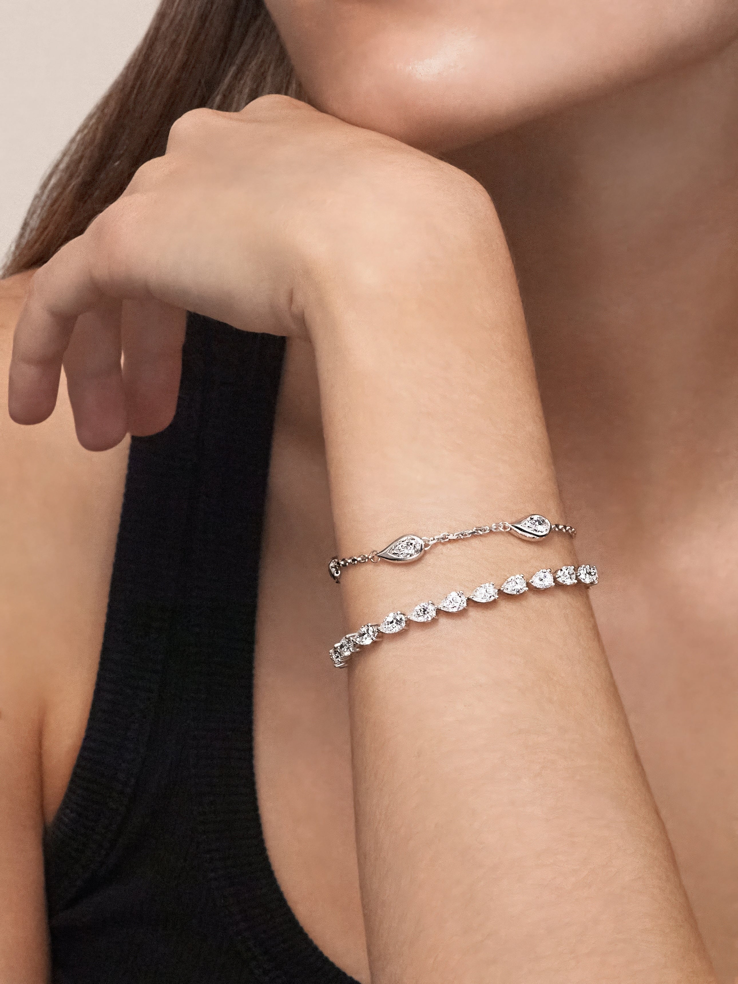 Mika Pear Shaped Diamond Bracelet in White Gold