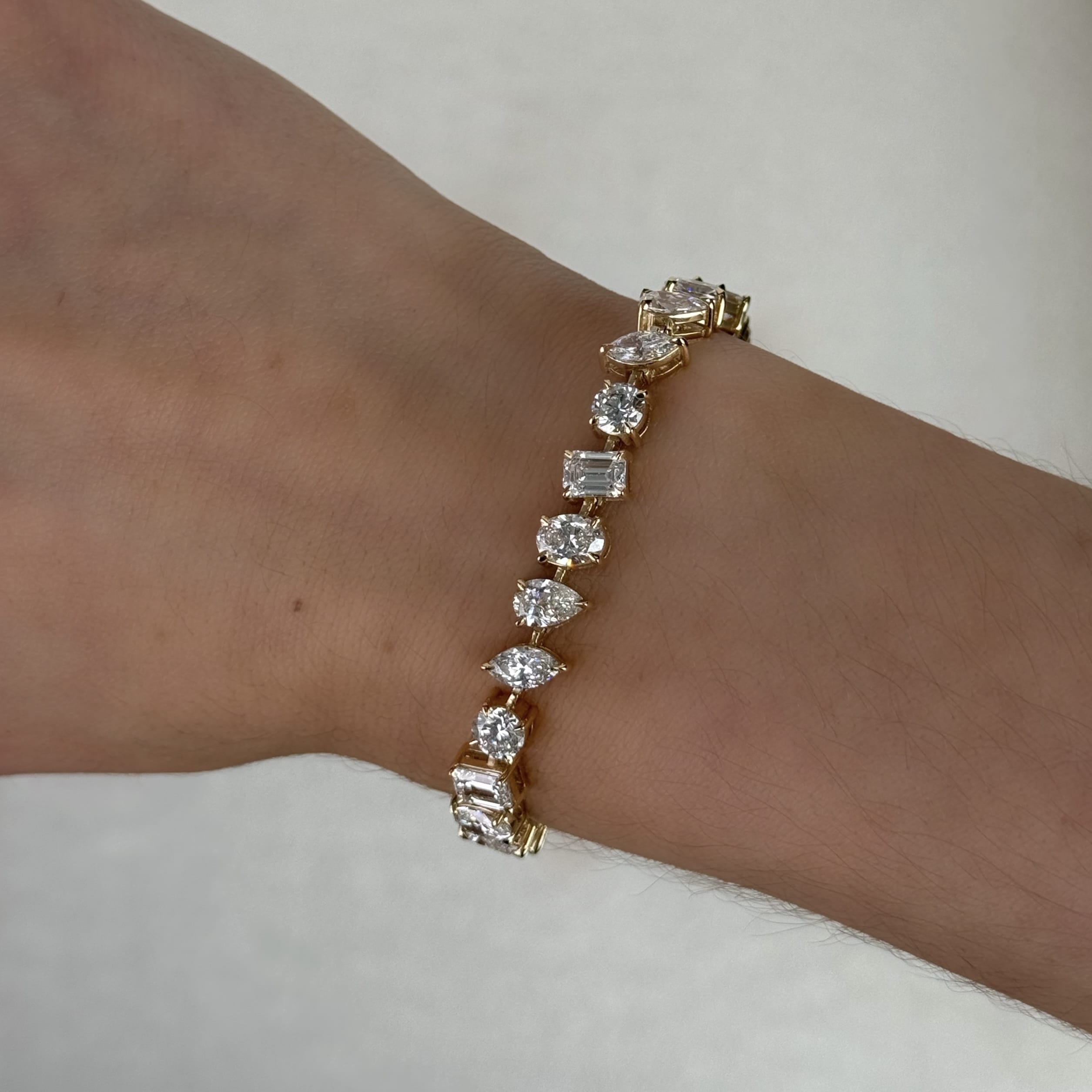 Nova 12.5 Carat Diamond Confetti Tennis Bracelet in Yellow Gold