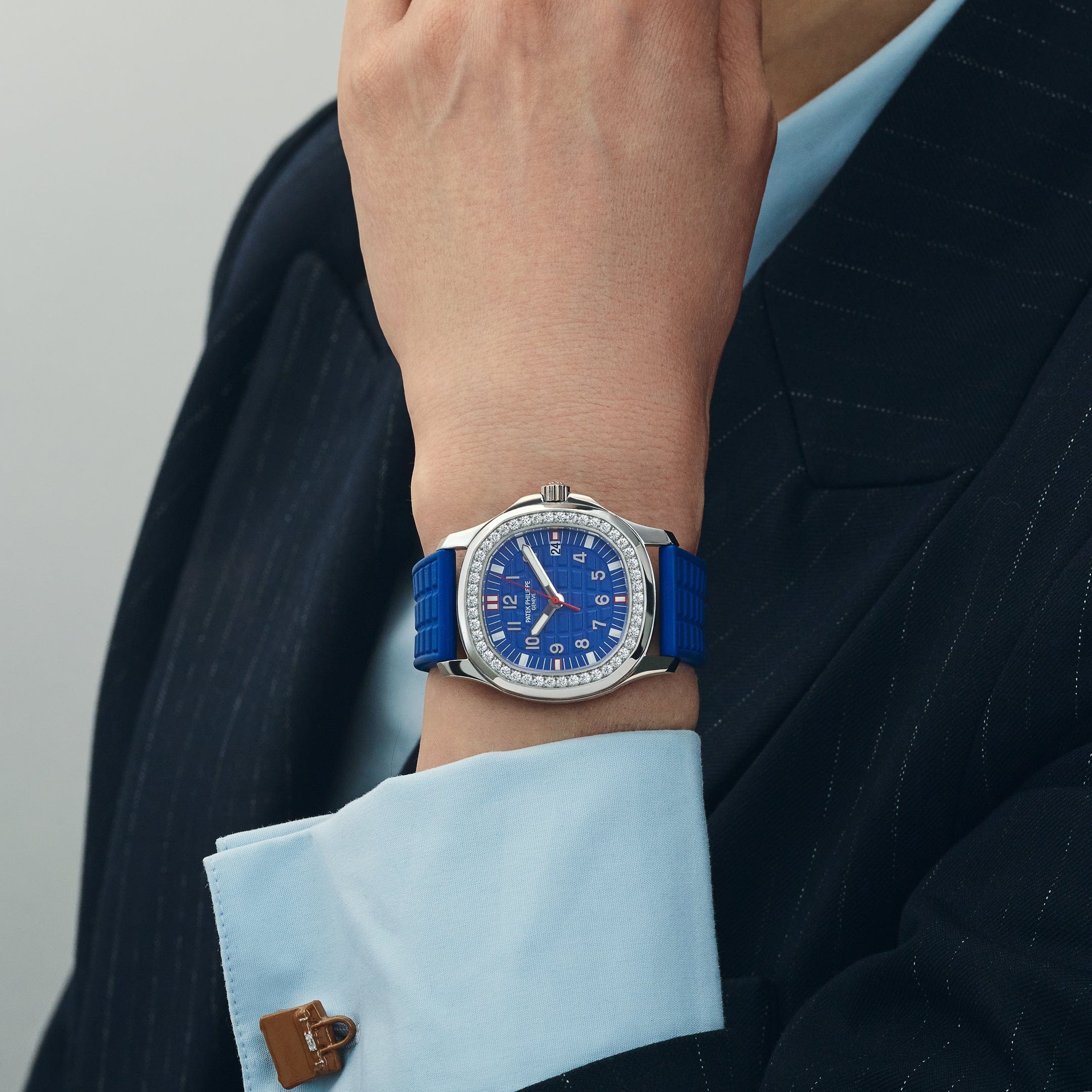 Patek Philippe Aquanaut Luce 5067A-014 'Ladies' Blue Dial Diamond Bezel (2009)